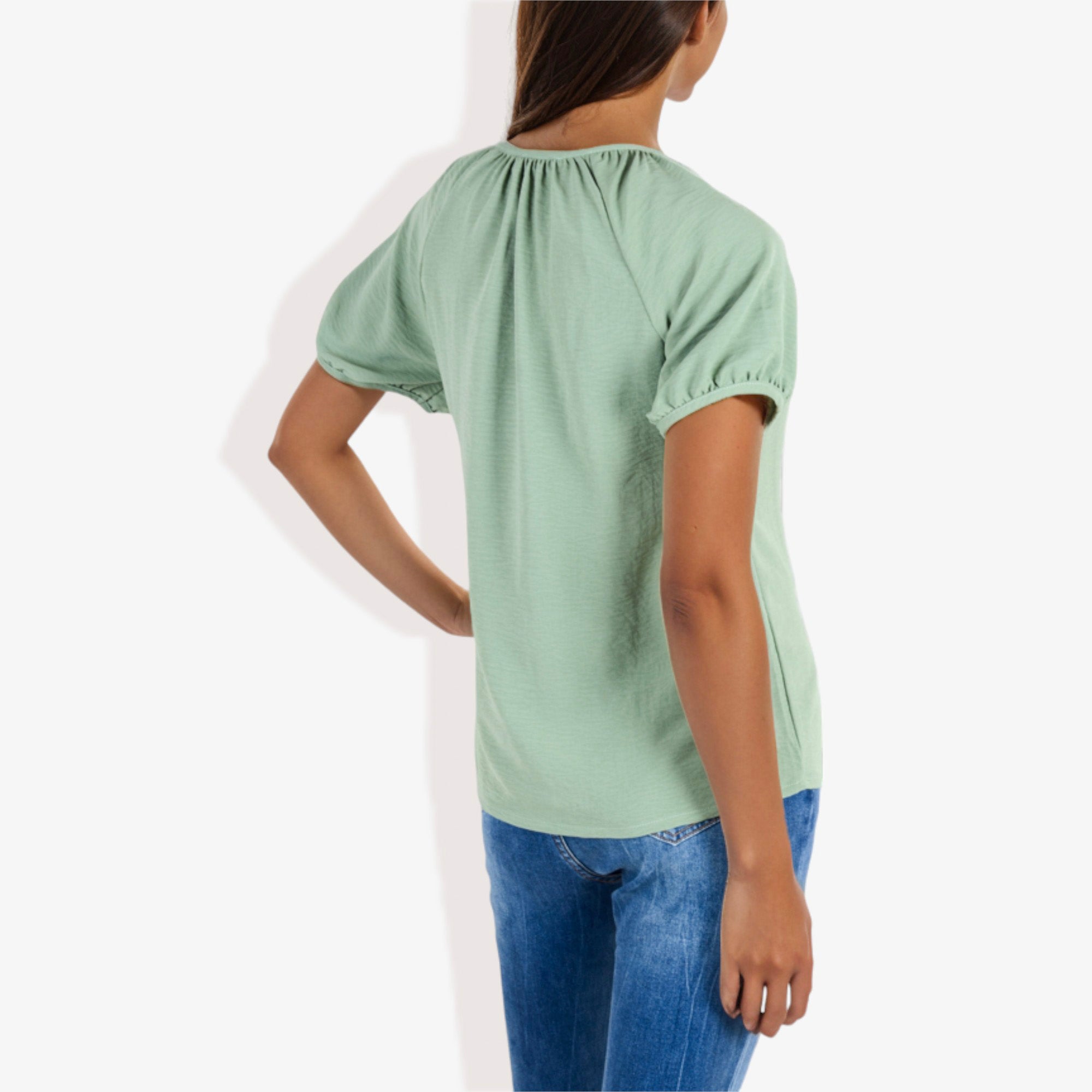Blusa informal de cuello en V y manga corta con botones para mujer