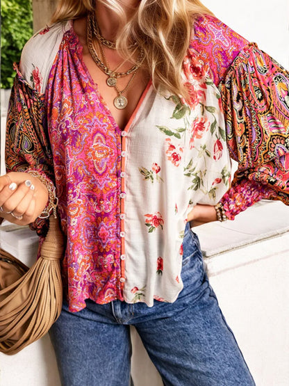 Blusa de manga larga con escote en V y diseño de patchwork bohemio para mujer de Anna-Kaci con estampado floral y cachemir combinado