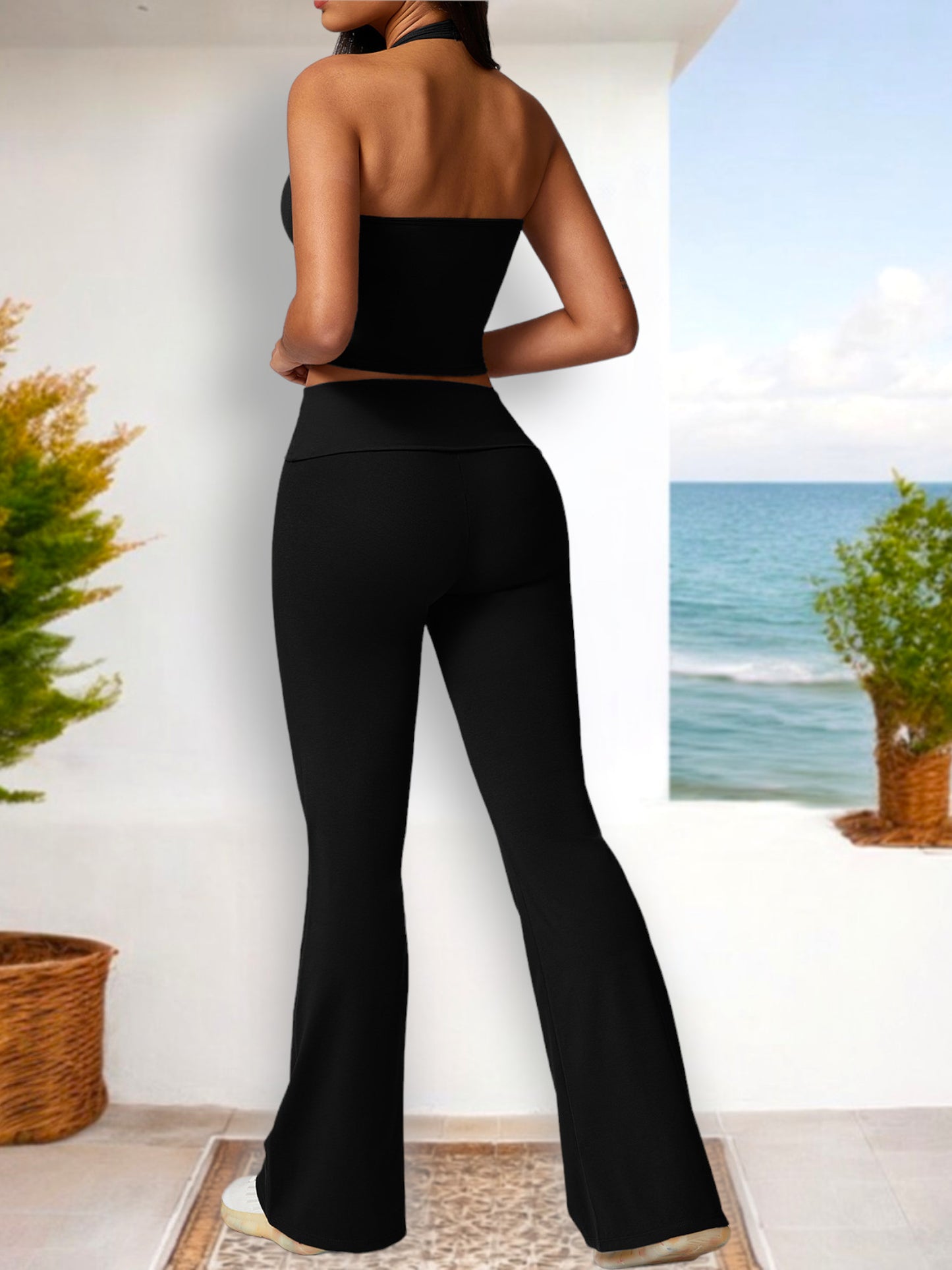 Top corto con cuello halter para mujer, diseño de espalda cruzada y corte elástico