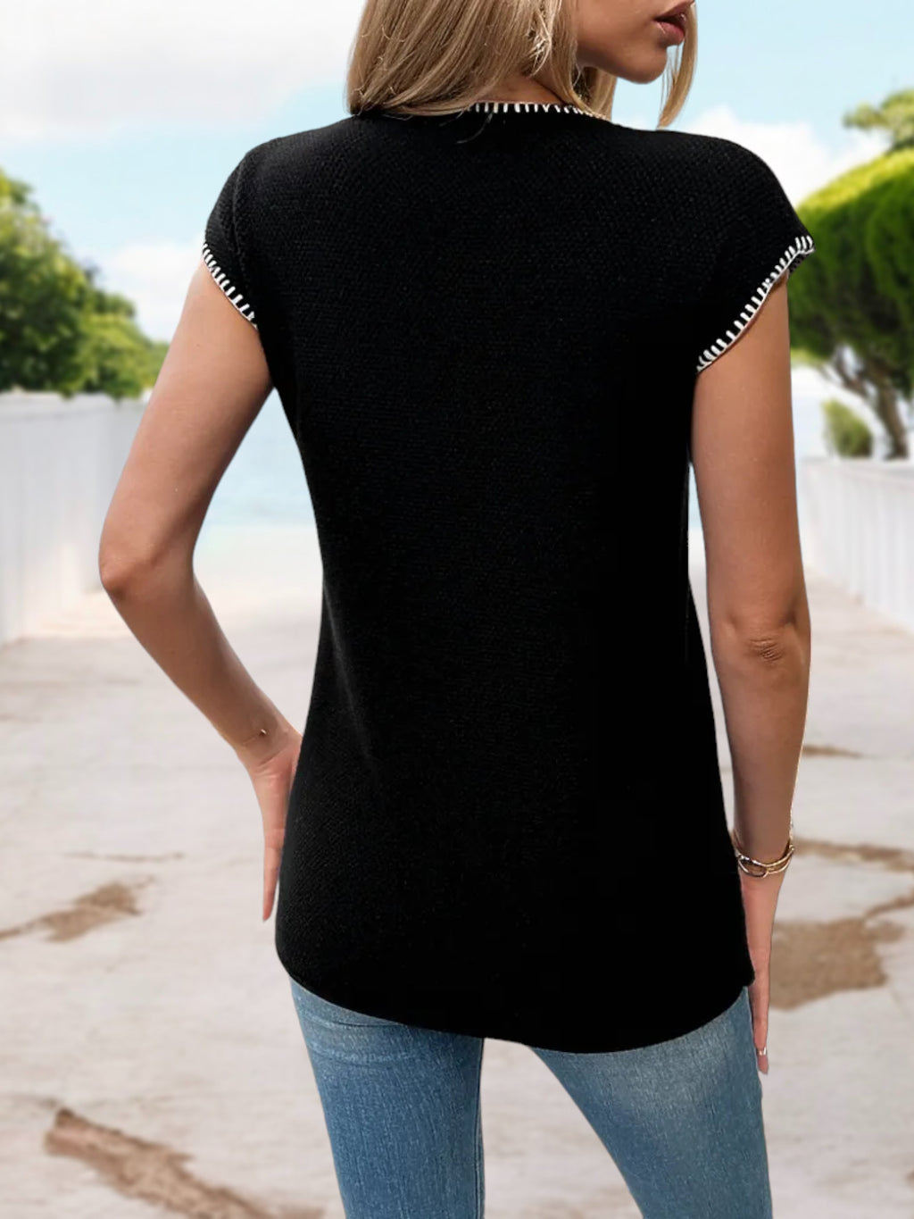 Blusa de punto sin mangas para mujer de Anna-Kaci con ribete de crochet y corte relajado