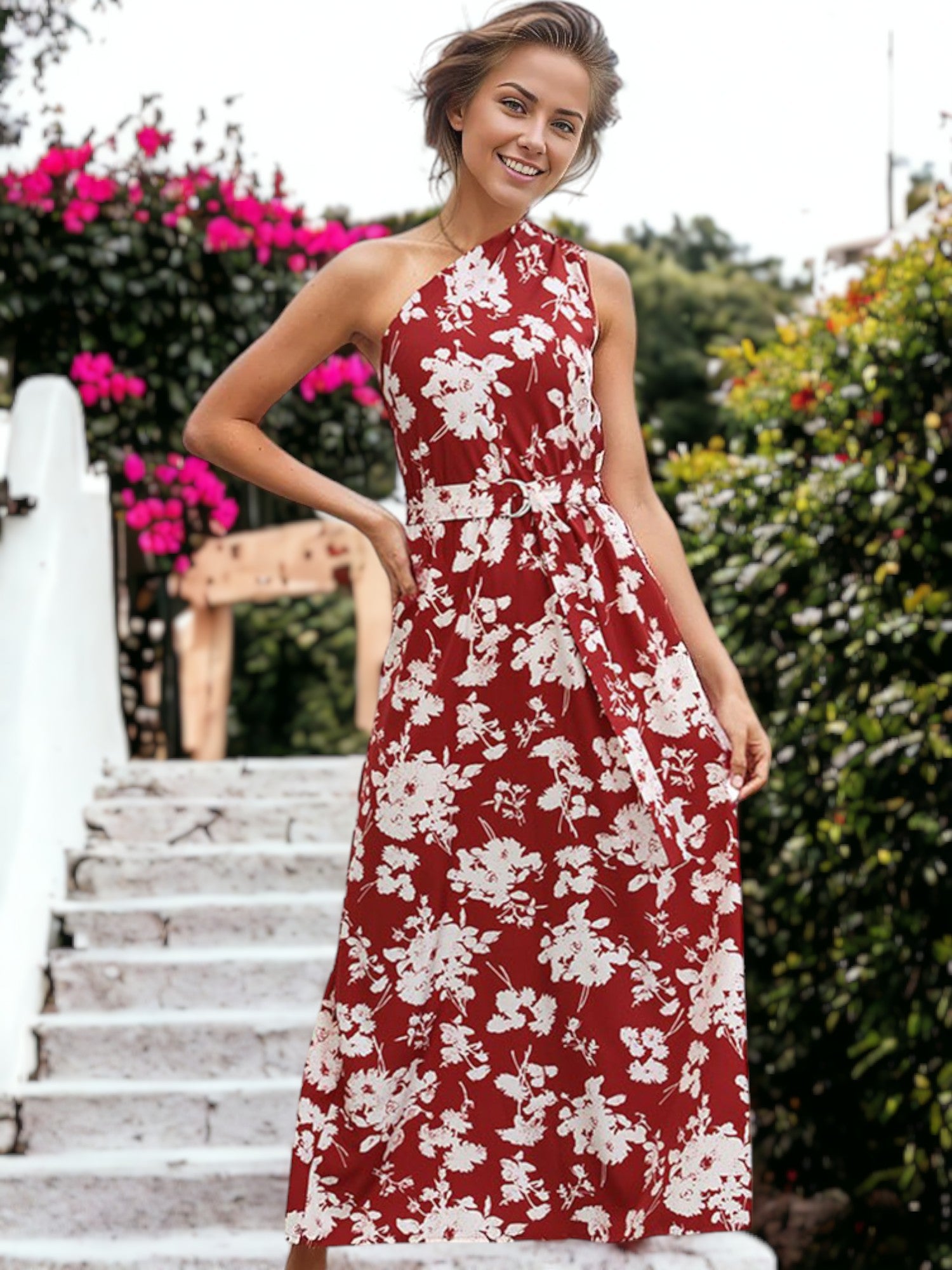 Vestido largo con cinturón y hebilla en la cintura con un solo hombro y estampado floral