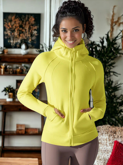 Chaqueta deportiva cálida con capucha para yoga y fitness
