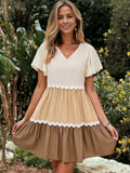 Minivestido con volantes de tres tonos para mujer