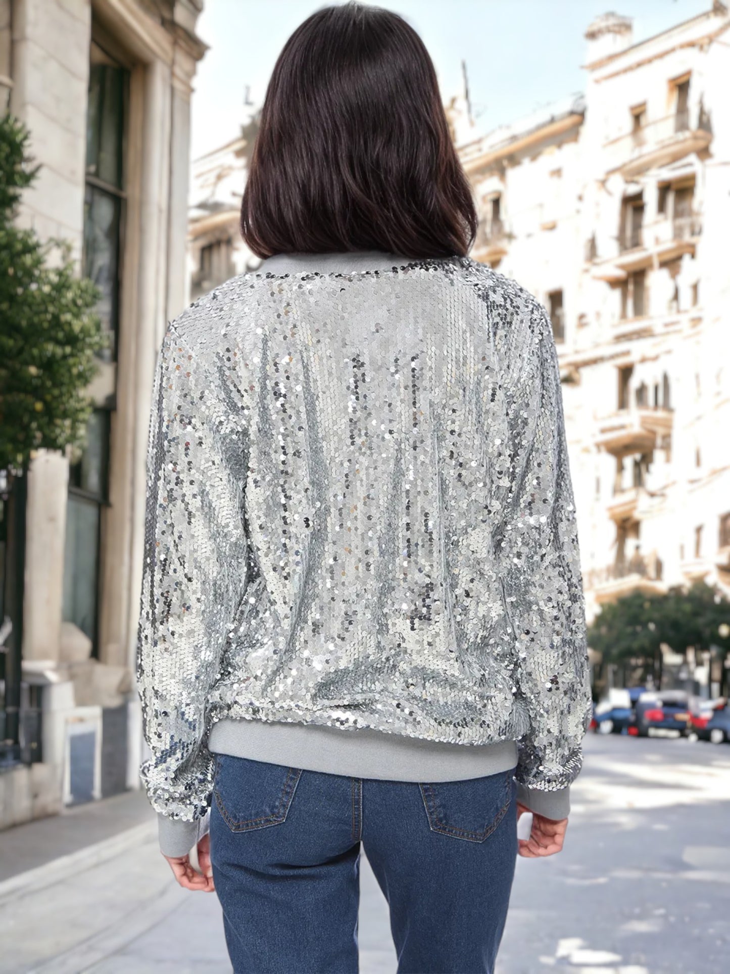 Sudadera con lentejuelas, cuello redondo, manga larga, puños acanalados 