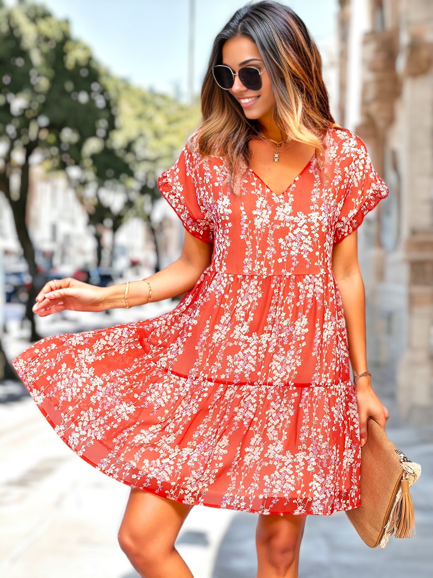 Vestido con escote en V y estampado de leopardo