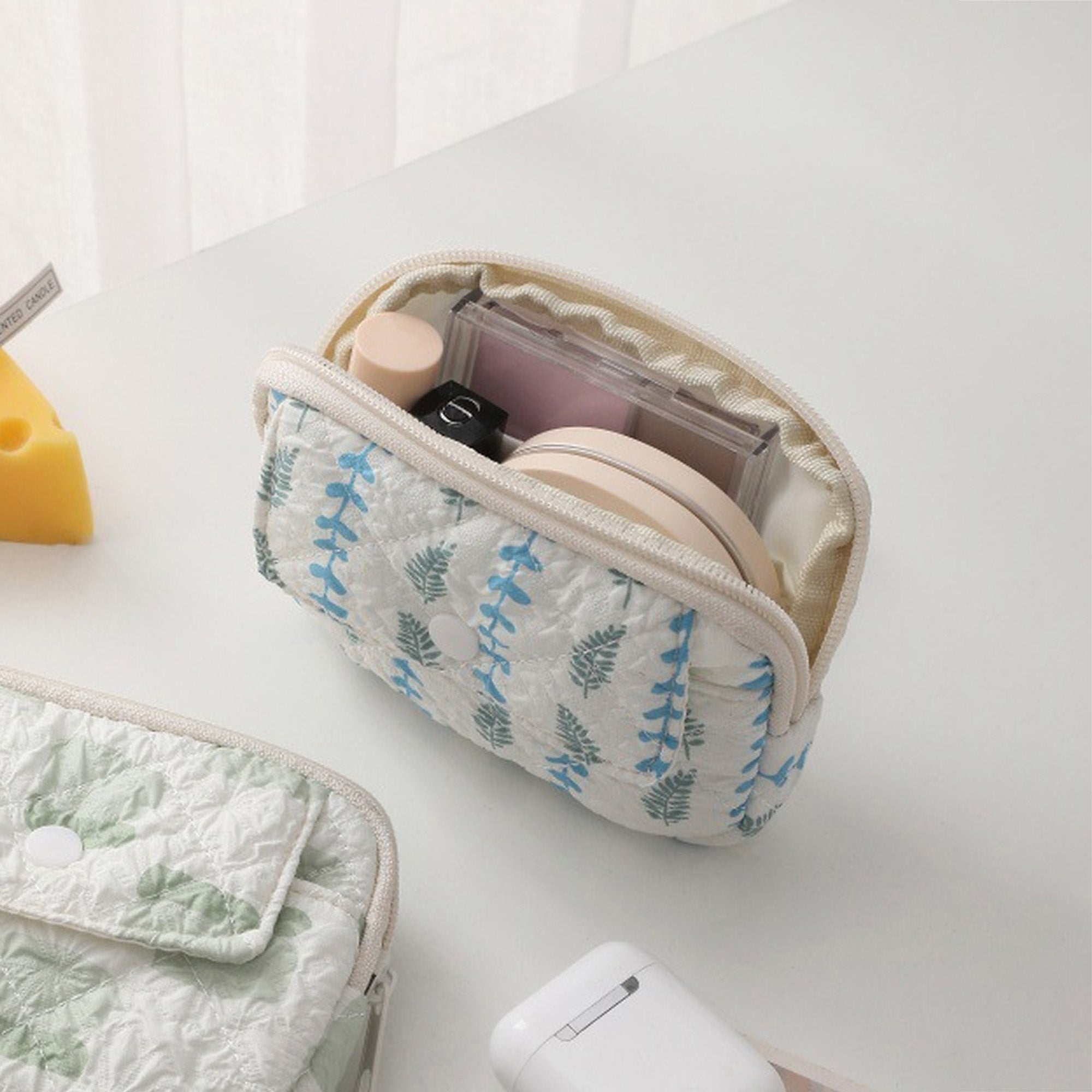 Anna-Kaci Women's Quilted Floral Coin Purse-Small Cosmetic Bag with Zipper and Snap Pocket