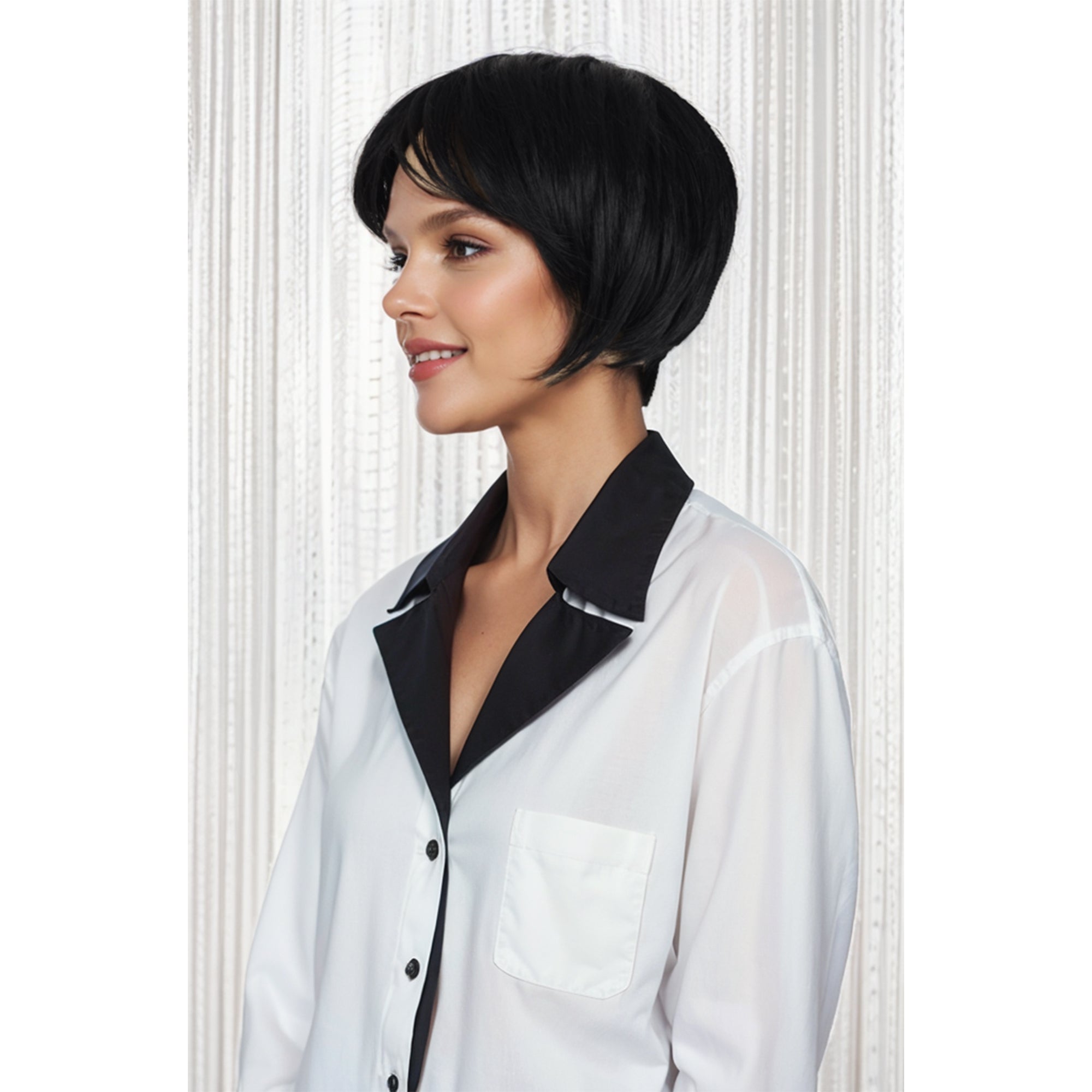 Alilang 11 Inch Short Layered Pixie Cut Wigs for Women Synthetic Layered Highlight Wigs with Bangs for Styling