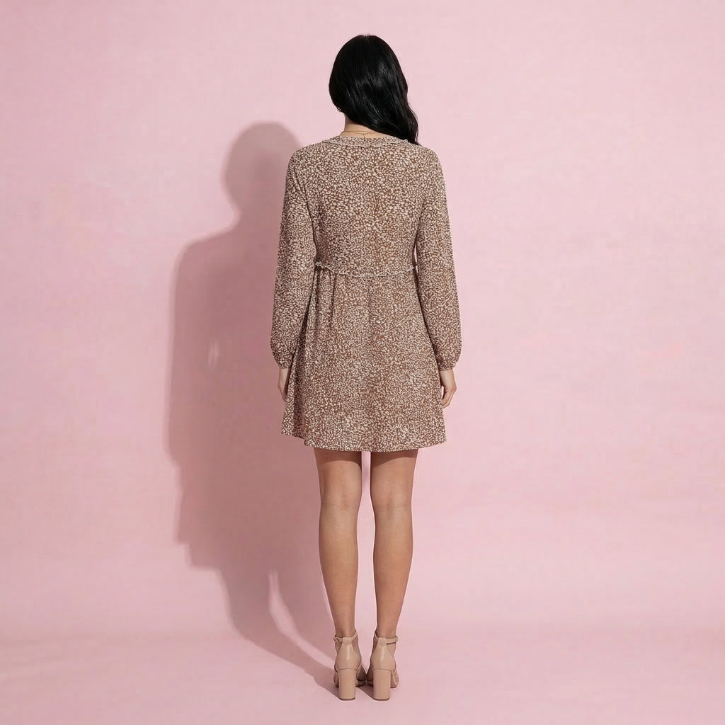 Vestido babydoll con detalle de volante de leopardo 