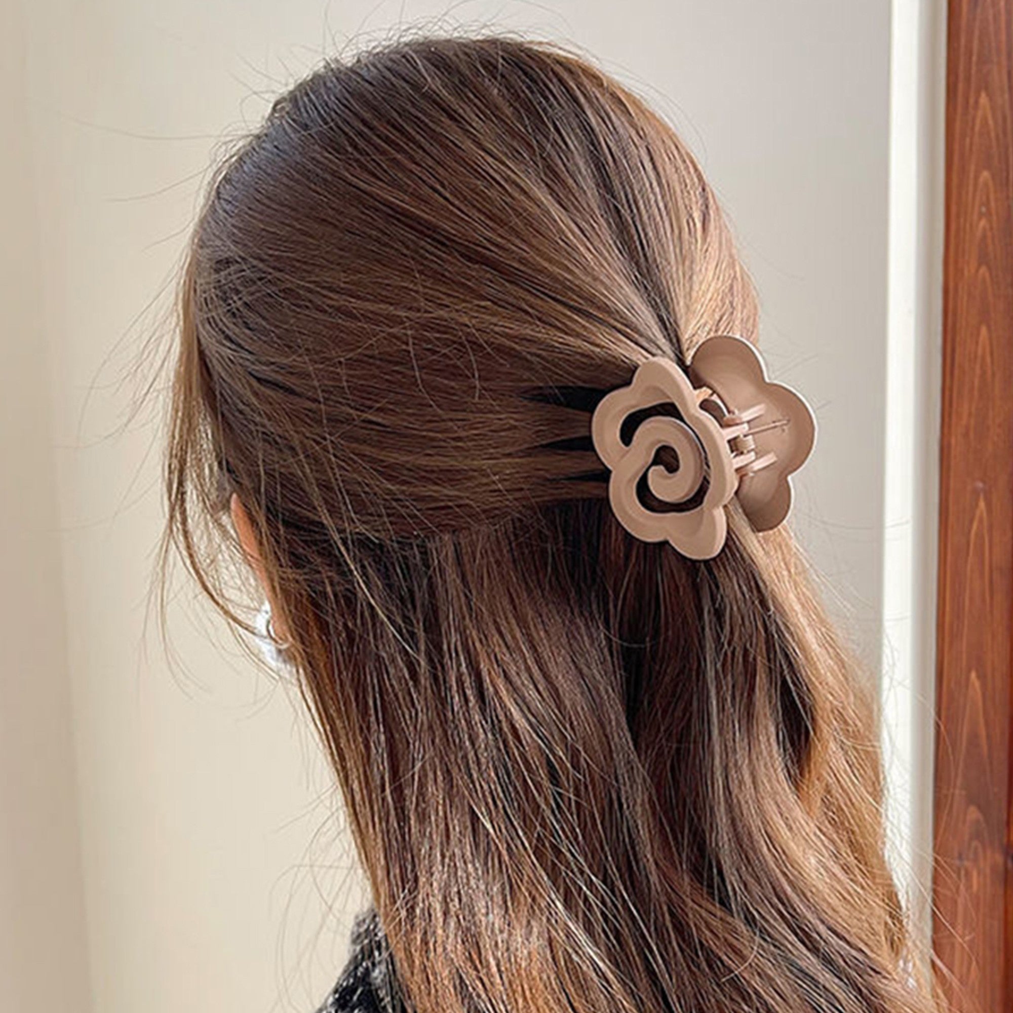 Anna-Kaci Flower Hair Claw Clip with Secure Grip and Smooth Finish