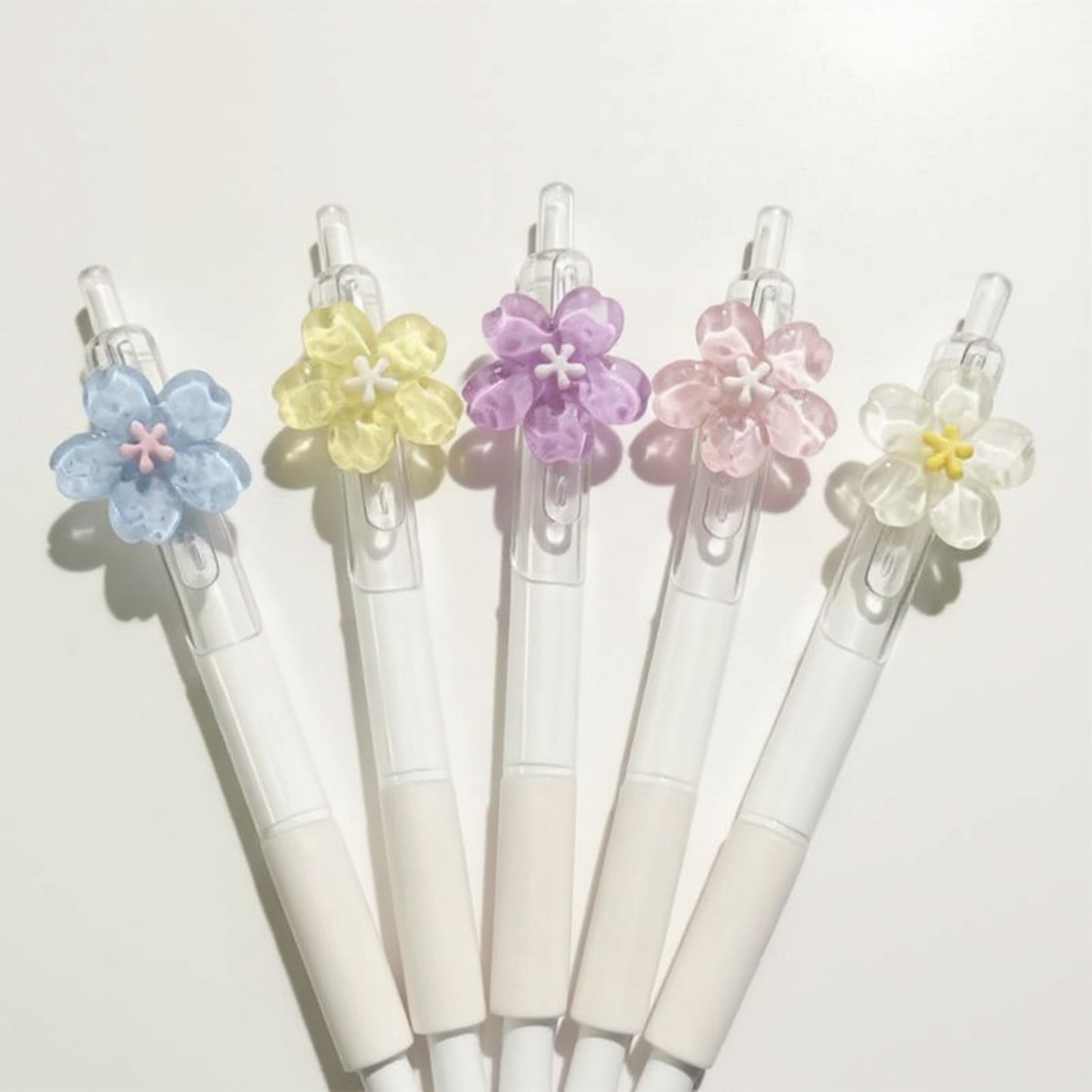 Anna-Kaci Set of 5 Flower Top Gel Pens with Pastel Petal Design and Smooth Ink Flow