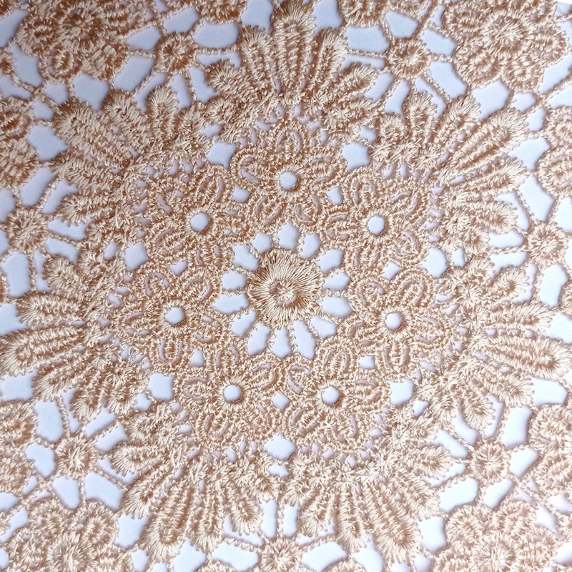Anna-Kaci Round Lace Floral Placemat with Intricate Embroidered Detailing