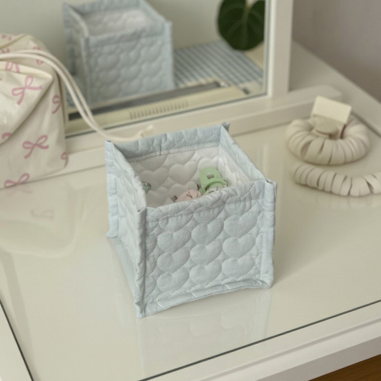 Anna-Kaci Quilted Heart Pattern Fabric Storage Box Organizer