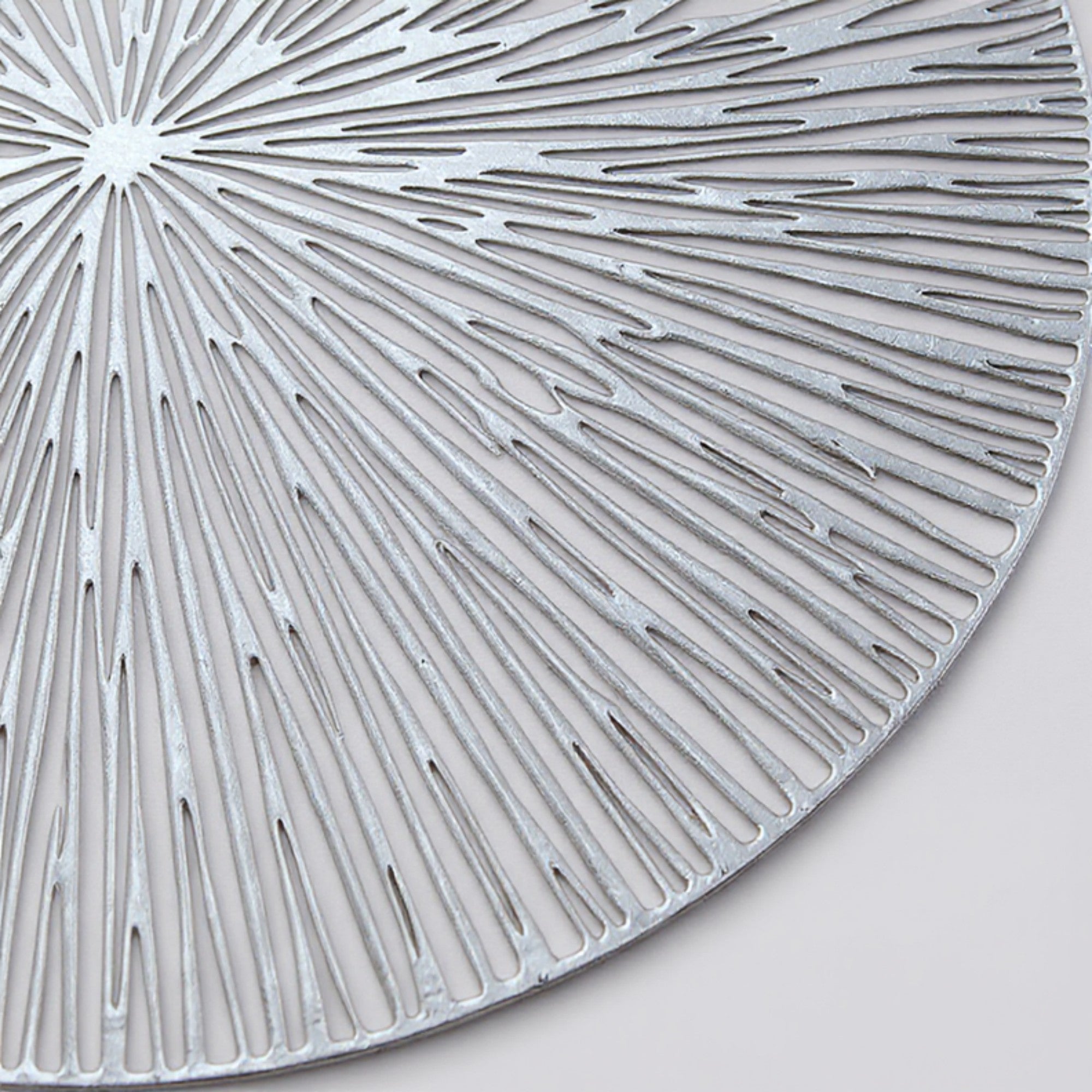 Anna-Kaci 4-Piece Round Woven Rattan Placemat with Radiating Sunburst Design