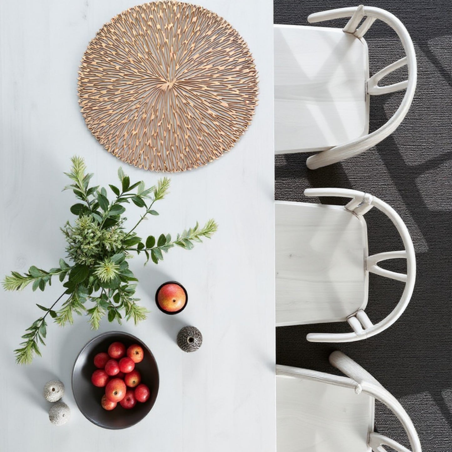 Anna-Kaci 4-Piece Round Woven Placemat with Radiating Textured Design