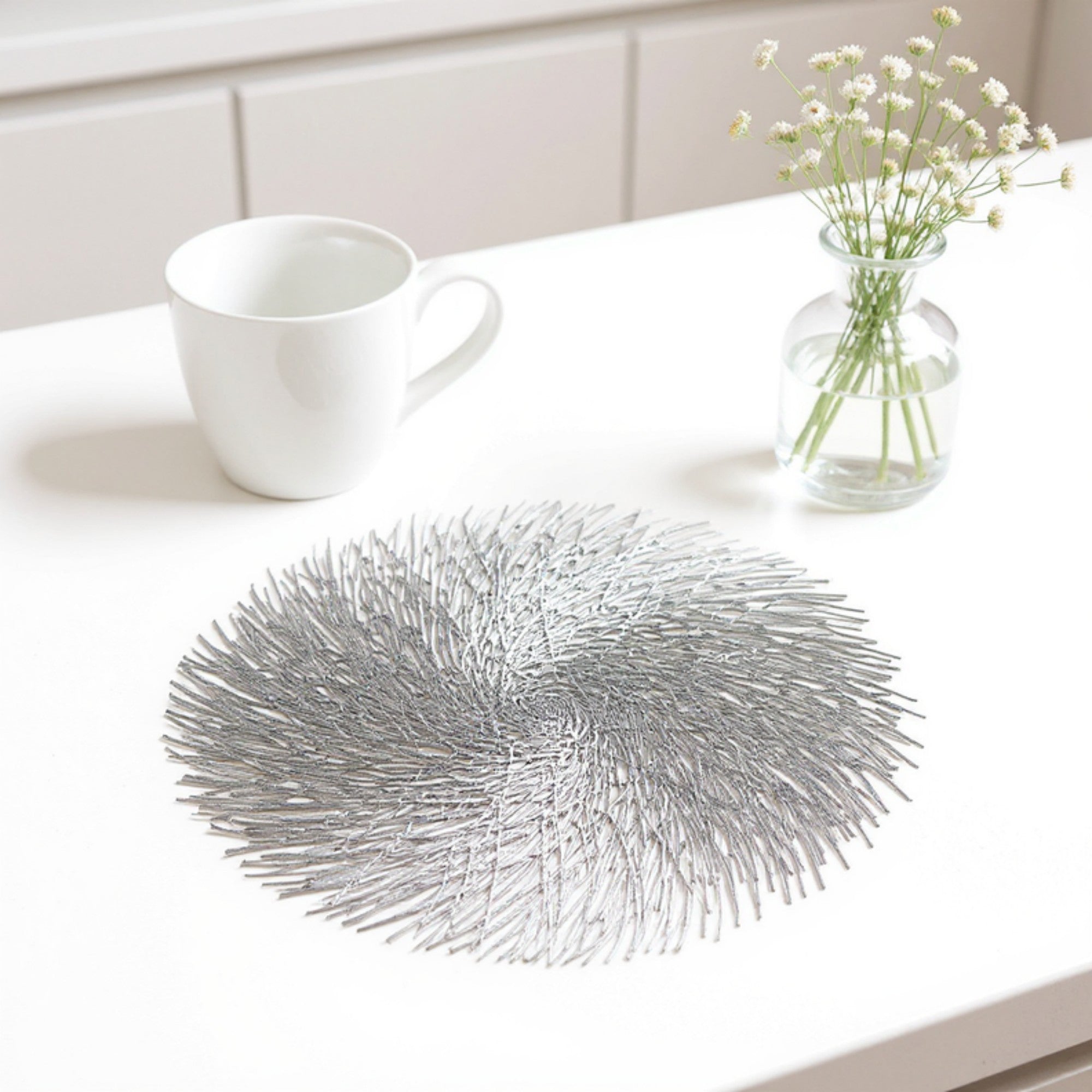 Anna-Kaci 4-Piece Round Spiral Woven Placemat with Textured Swirl Design