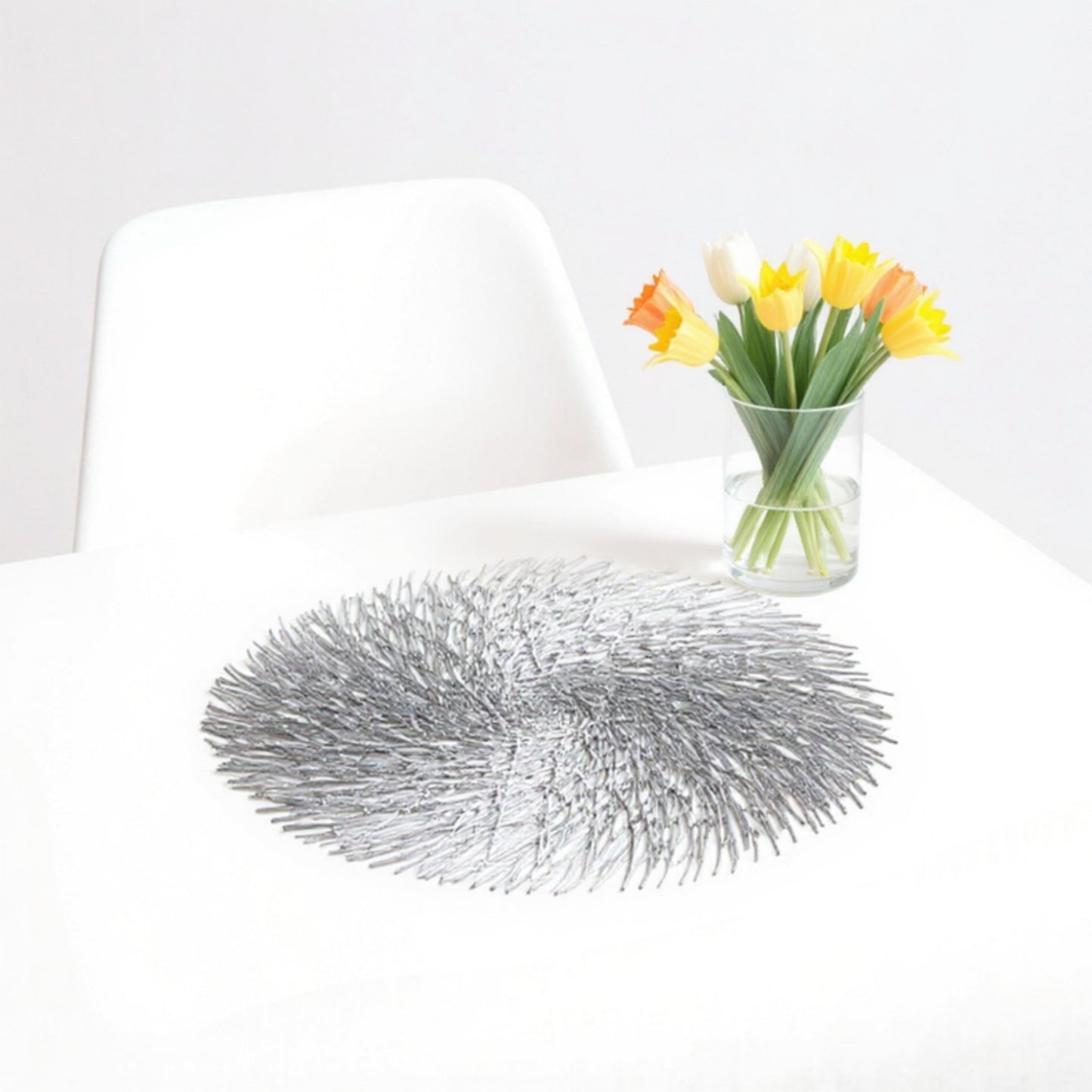Anna-Kaci 4-Piece Round Spiral Woven Placemat with Textured Swirl Design
