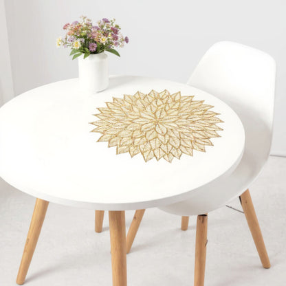 Anna-Kaci 4-Piece Round Leaf Pattern Placemat with Cutout Design