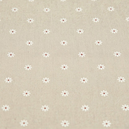 Anna-Kaci Dainty Daisy Print Tablecloth with Soft Neutral Background