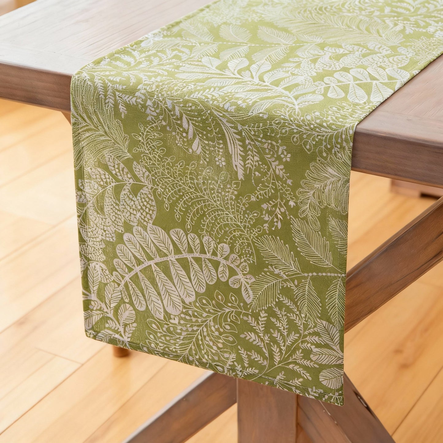 Anna-Kaci Botanical Leaf Pattern Table Runner with Textured Woven Design