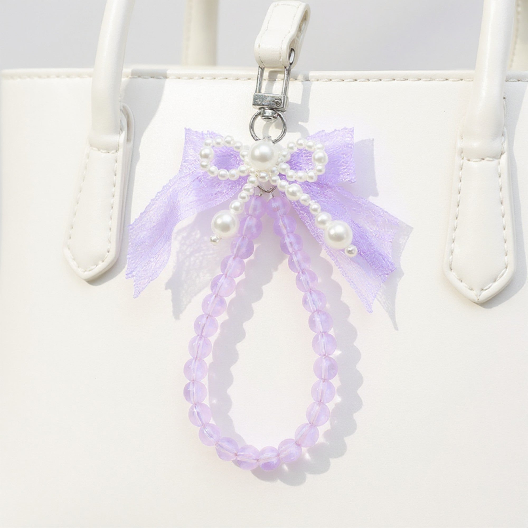 Anna-Kaci Beaded Keychain with Lace Bow and Pearl Accents