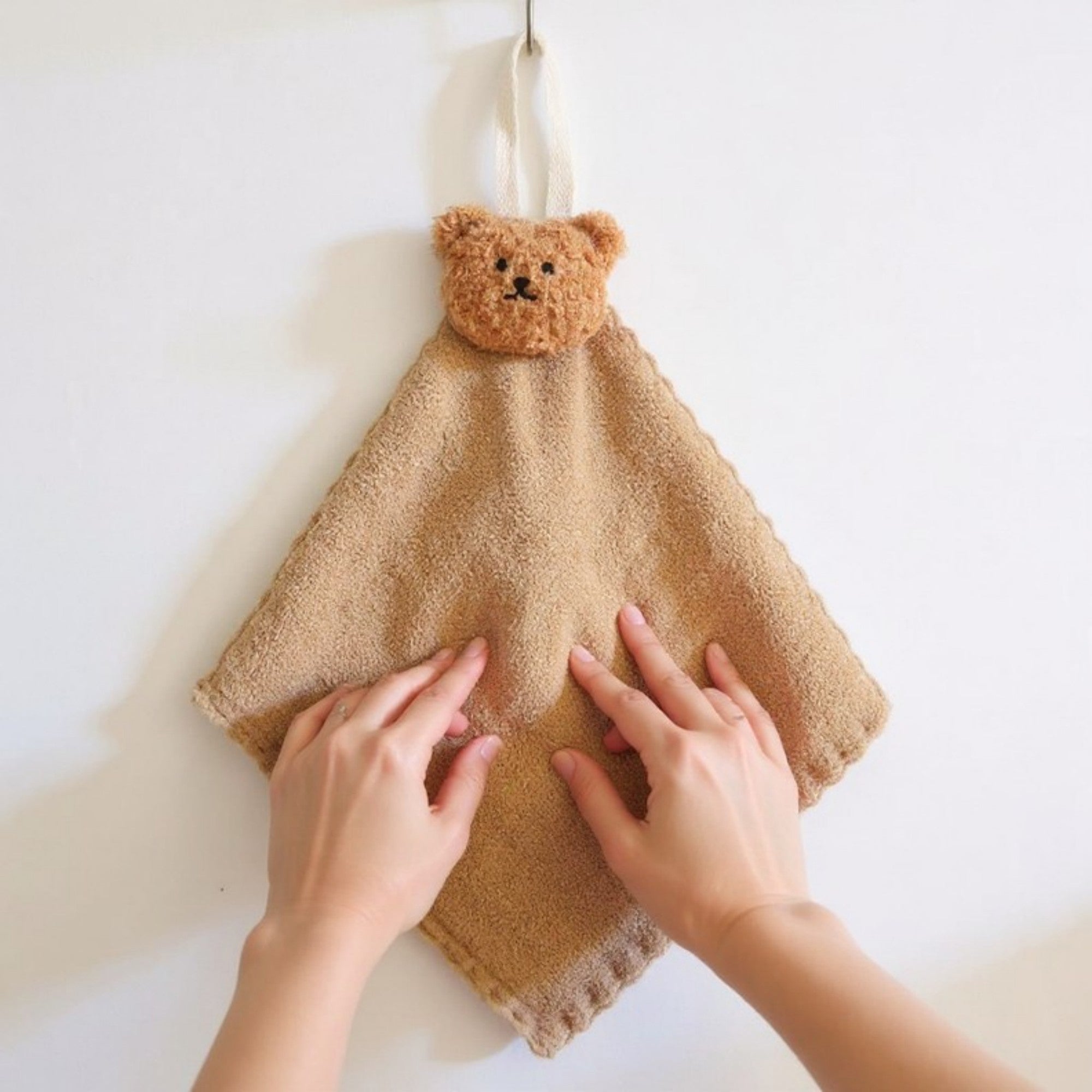 Anna-Kaci Soft Absorbent Hanging Washcloths with Bear Accent 3 Pack Reusable Cleaning Cloths