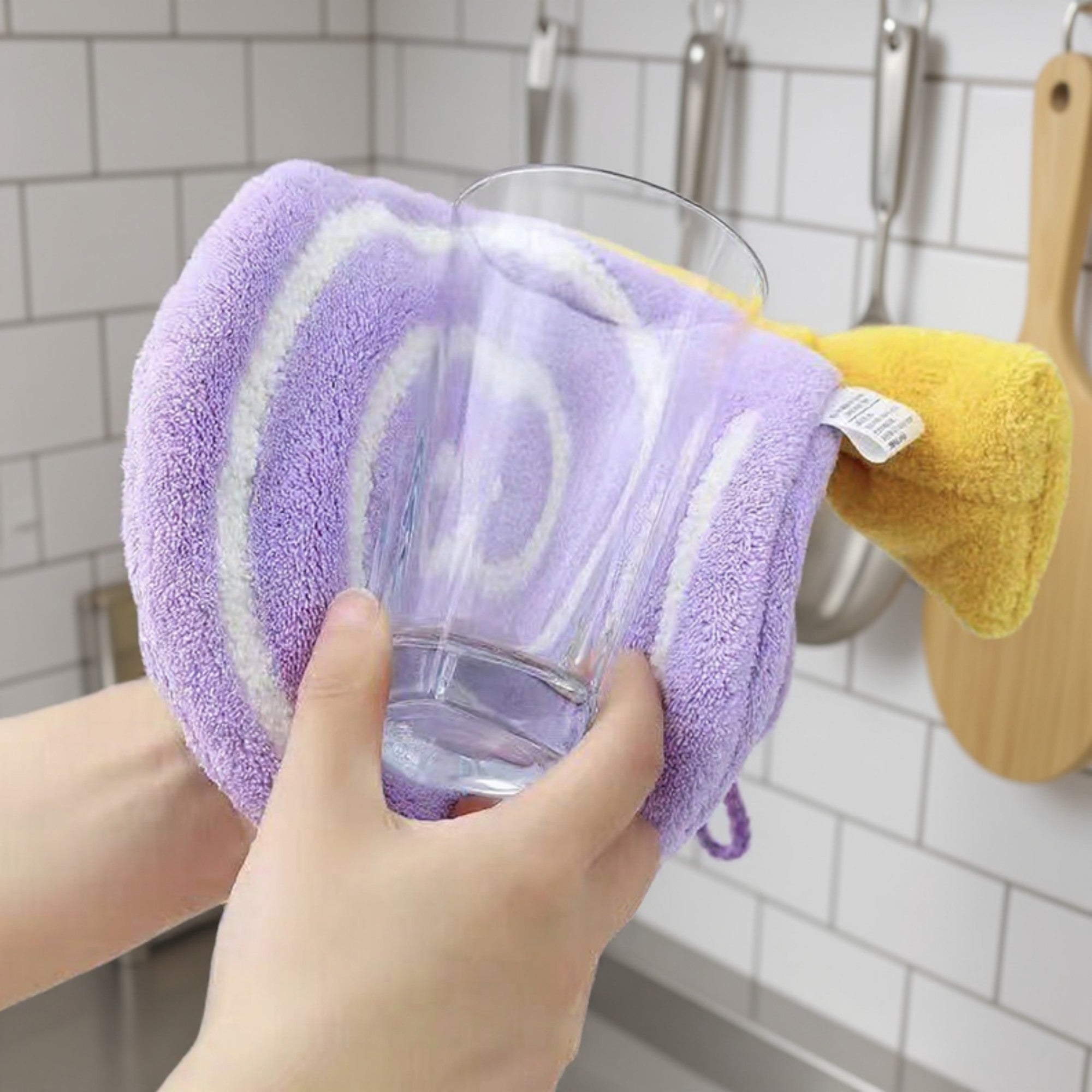 Alilang 4-PC Lollipop Shaped Hanging Microfiber Hand Towels Set Soft Plush Absorbent Design with Bow Detail and Loop