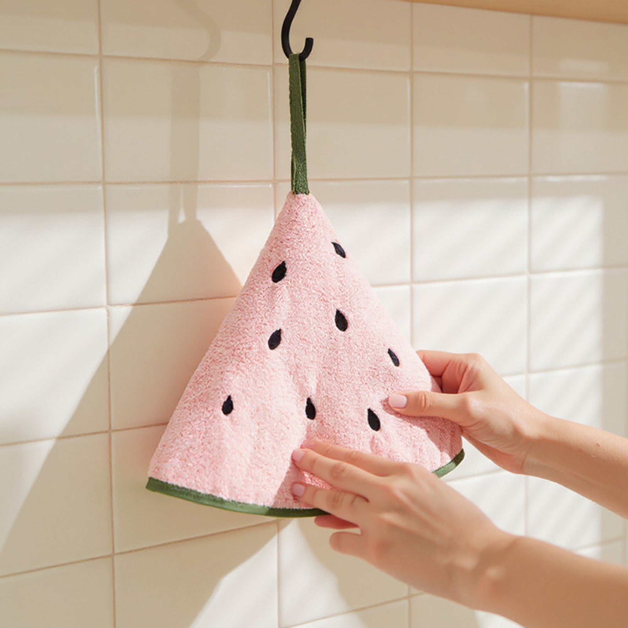 Alilang Novelty Hanging Kitchen Cleaning Towel Soft Absorbent Reusable Microfiber Dish and Hand Towel