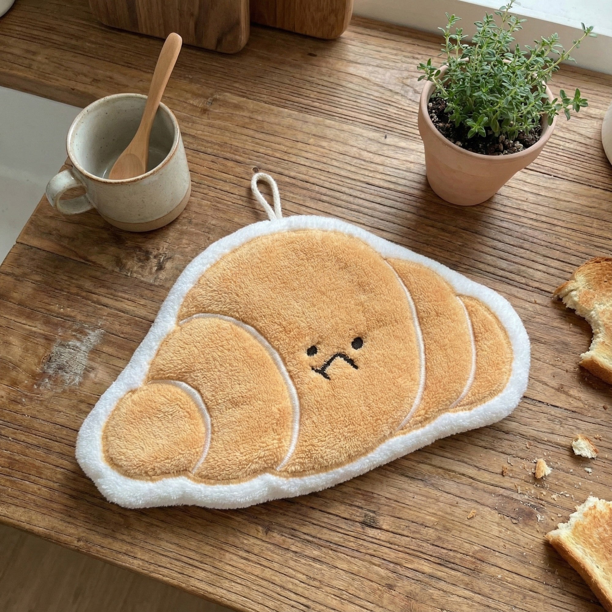 Alilang Croissant Shaped Plush Kitchen Sponge Soft Absorbent Reusable Dish Cleaning Sponge