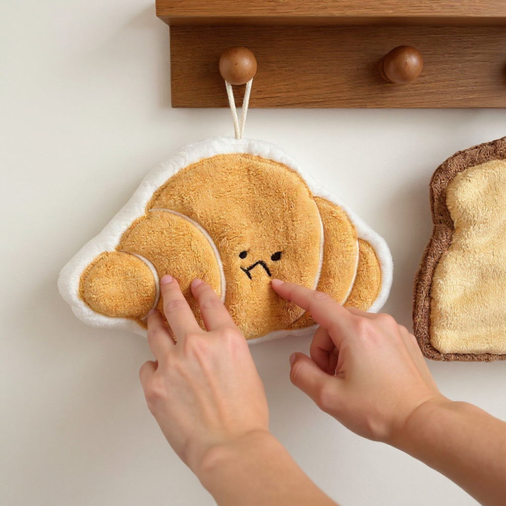 Alilang Croissant Shaped Plush Kitchen Sponge Soft Absorbent Reusable Dish Cleaning Sponge