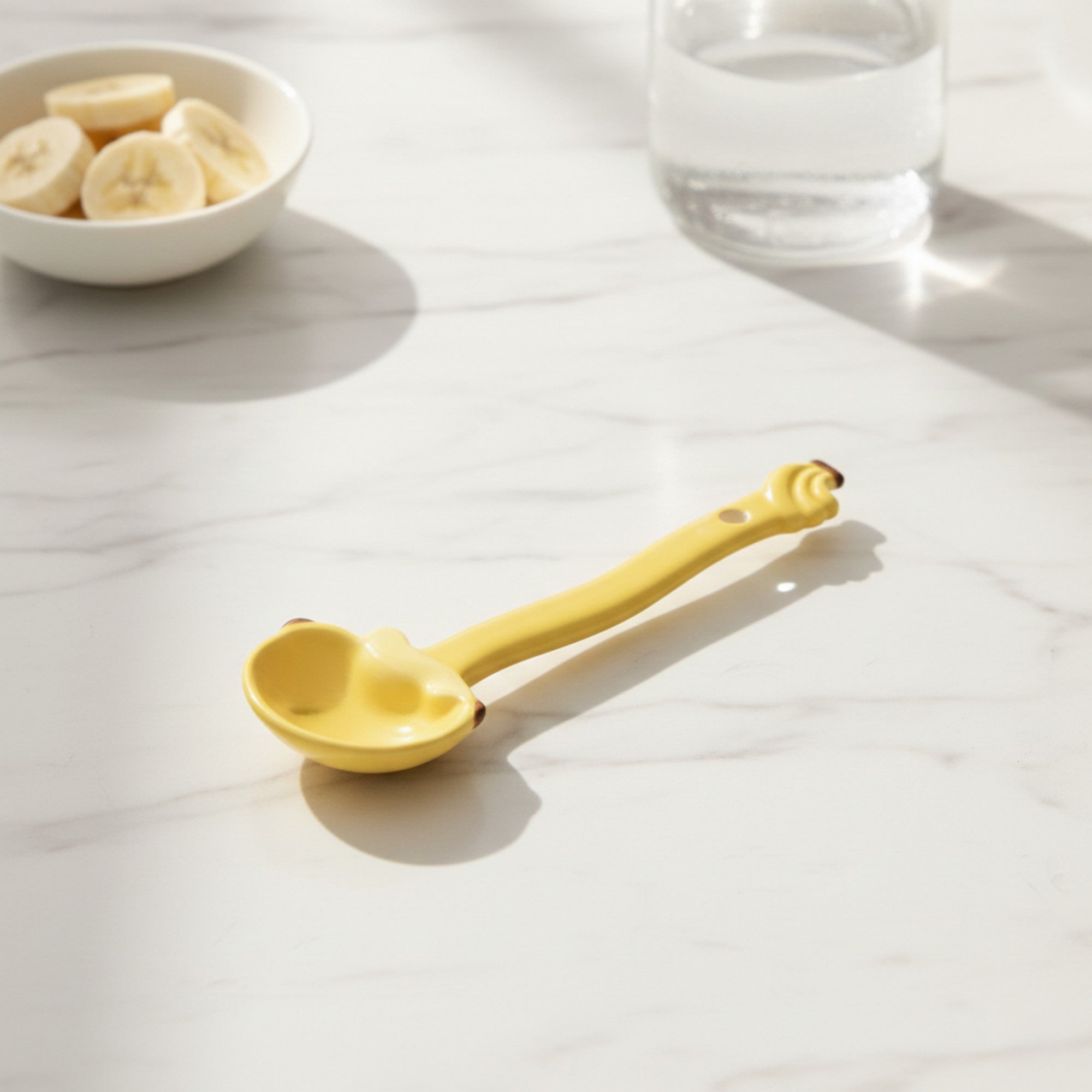 Anna-Kaci Apple Shaped Ceramic Reusable Spoon Set with Hanging Handle Design 3 Piece Set