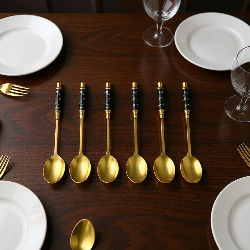 Anna-Kaci Decorative Teaspoon Set with Gold Tone Finish and Patterned Handle Design