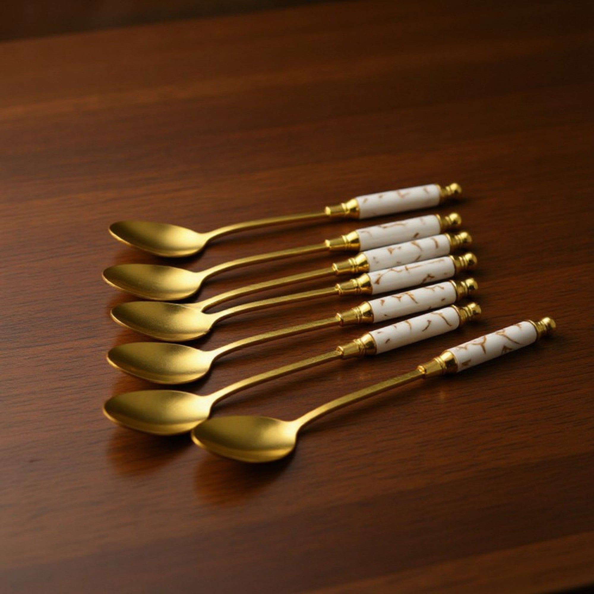 Anna-Kaci Decorative Teaspoon Set with Gold Tone Finish and Patterned Handle Design