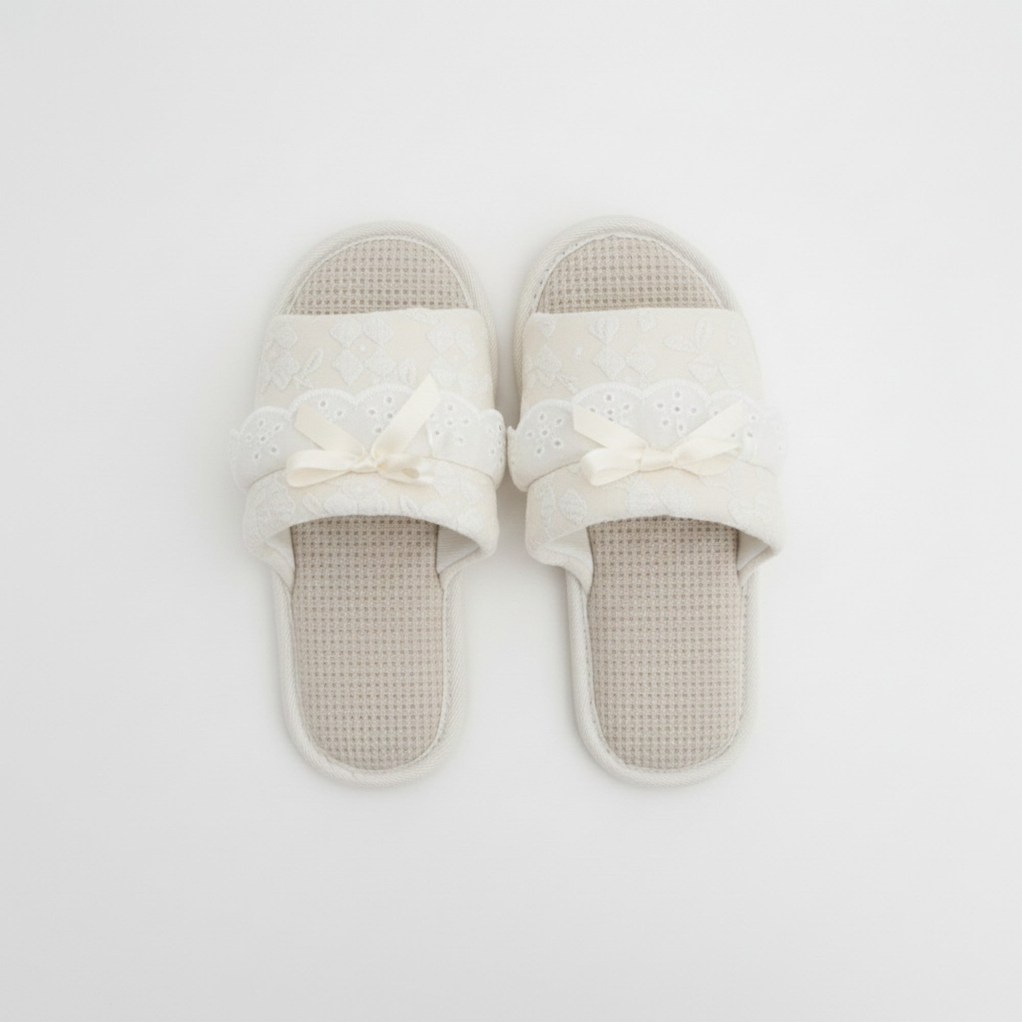 Anna-Kaci Lounge Women¡¯s Textured Slide Slippers with Valentine Lace Trim Bow Detail and Cushioned Footbed