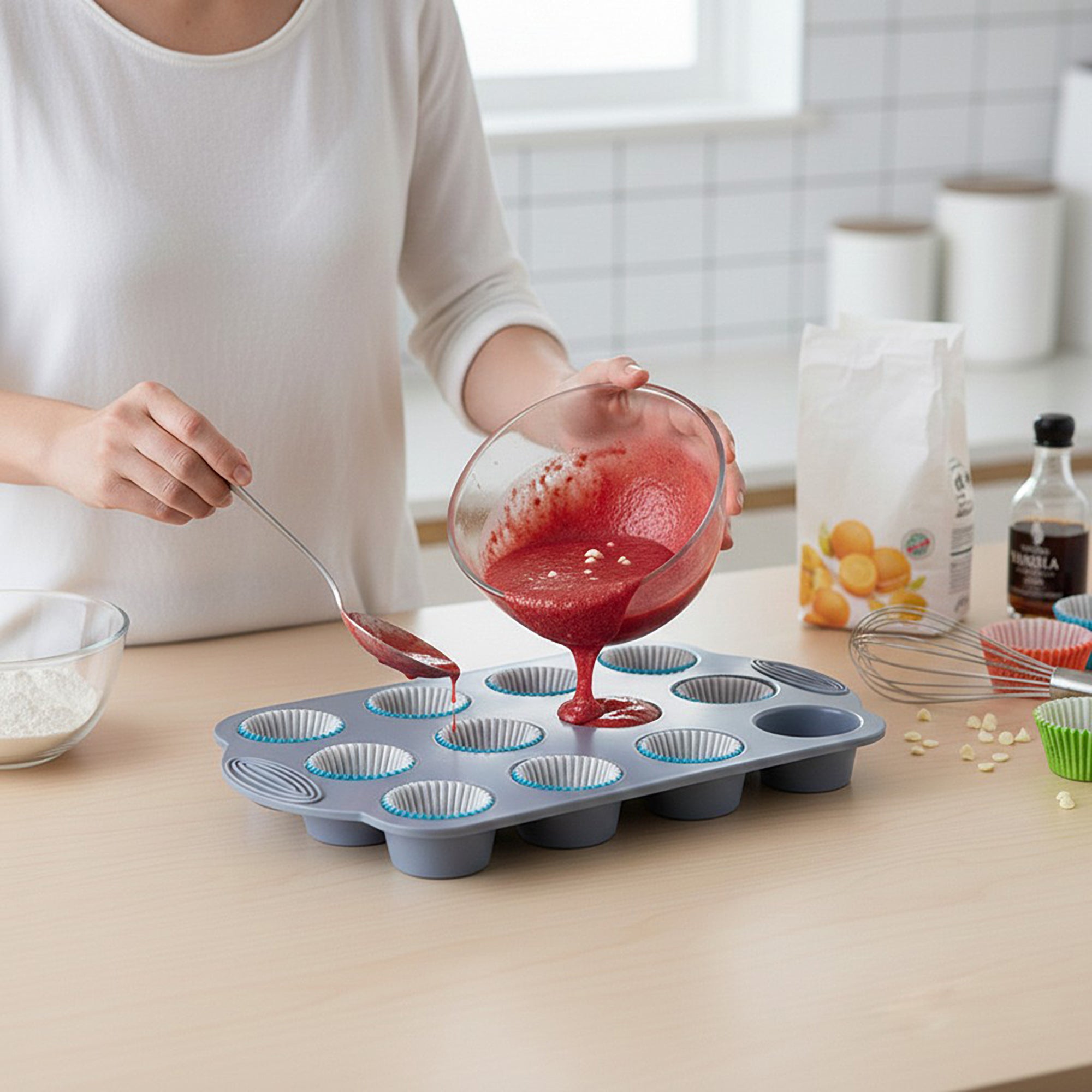 Anna-Kaci 2-Piece Silicone Muffin Pan with 12 Round Cups Flexible Nonstick Bakeware