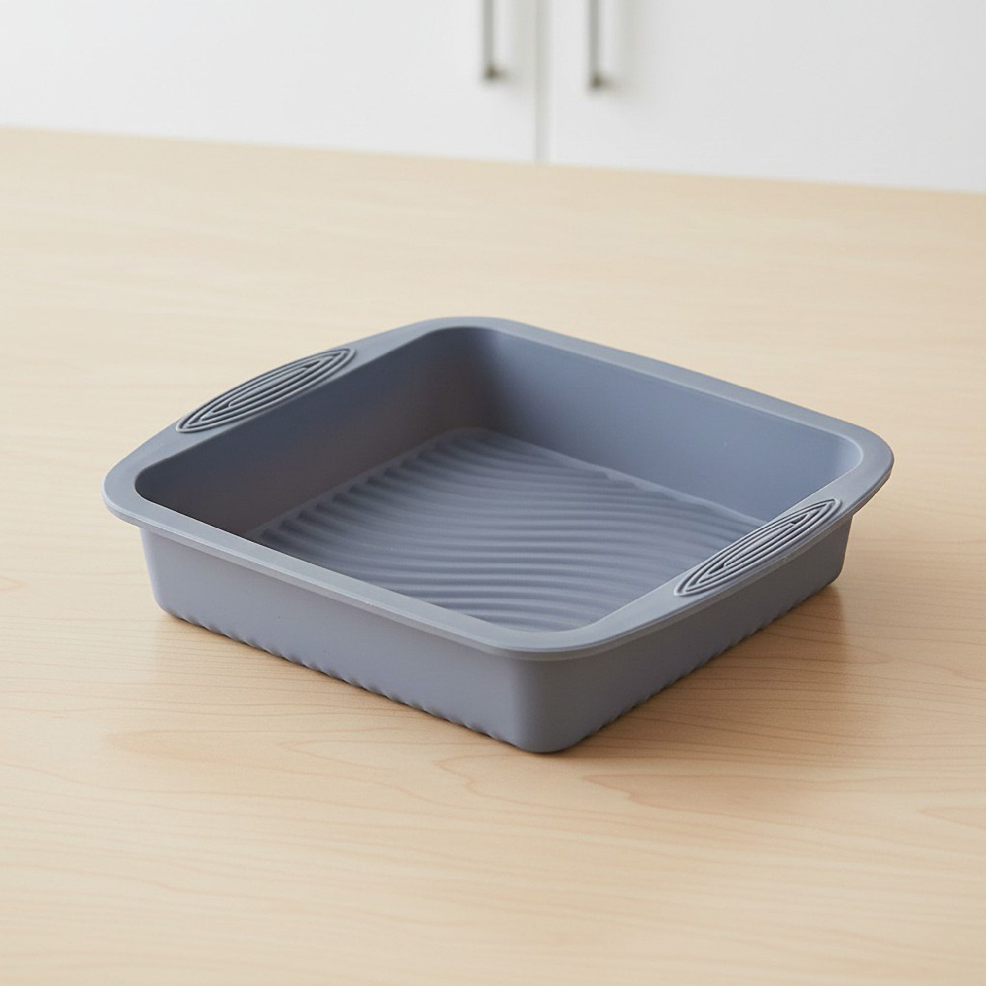 Anna-Kaci 2-Piece Silicone Square Baking Pan with Textured Base and Easy Grip Handles