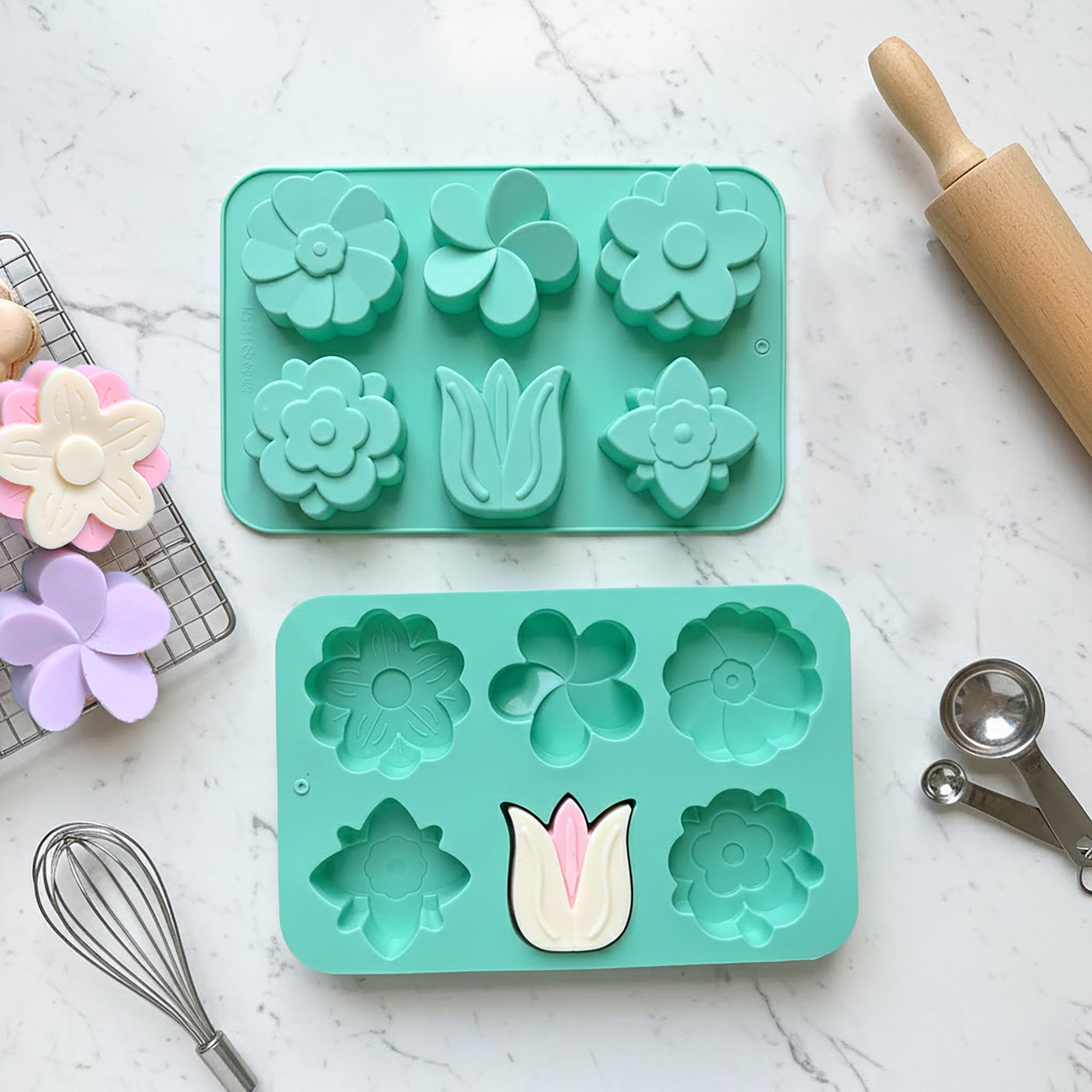 Anna-Kaci 3-Piece Flower Silicone Baking Mold Set Floral Cake Chocolate Candy Soap Mold