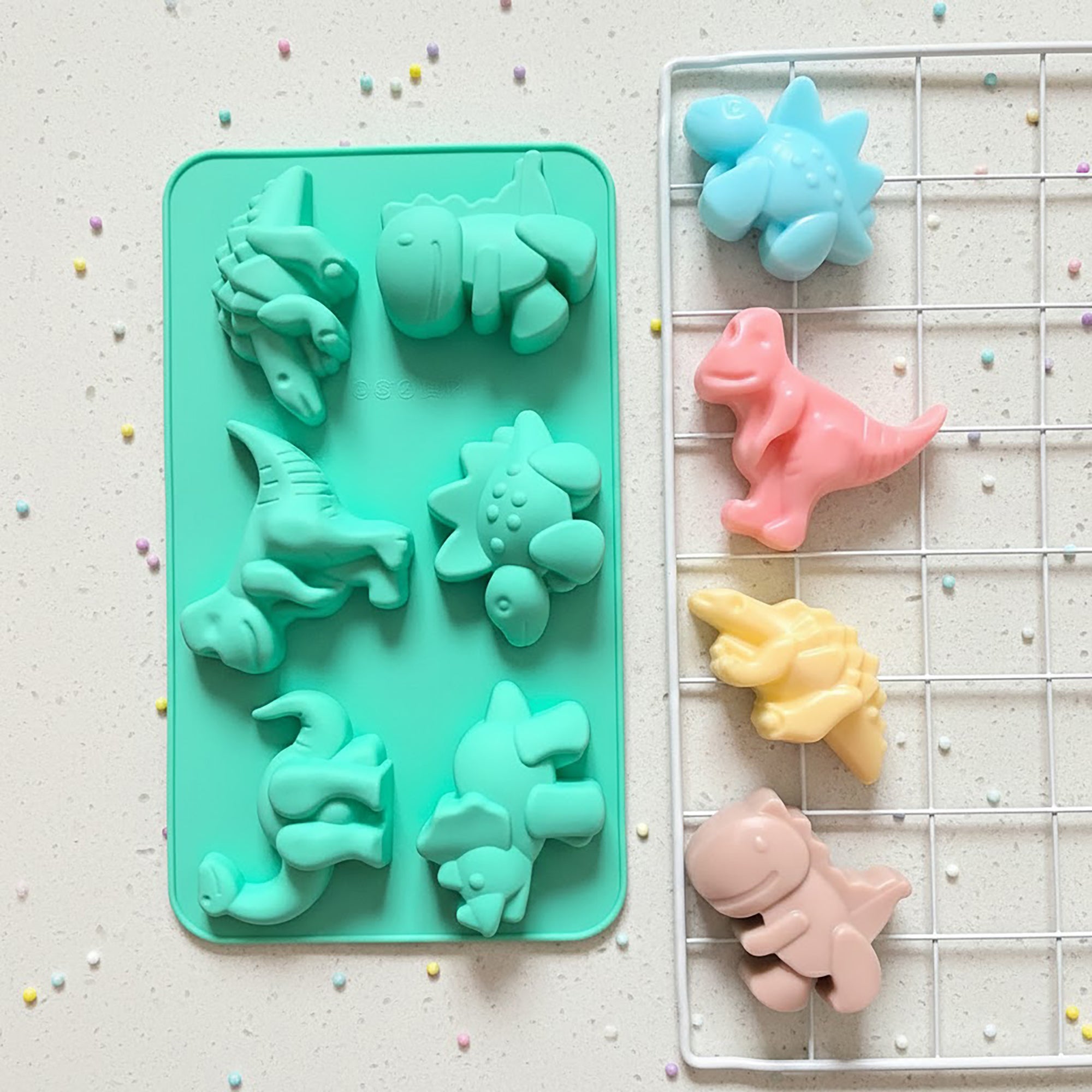 Anna-Kaci 3-Piece Dinosaur Silicone Baking Mold Set Mini Dino Cake Chocolate Candy Soap Mold