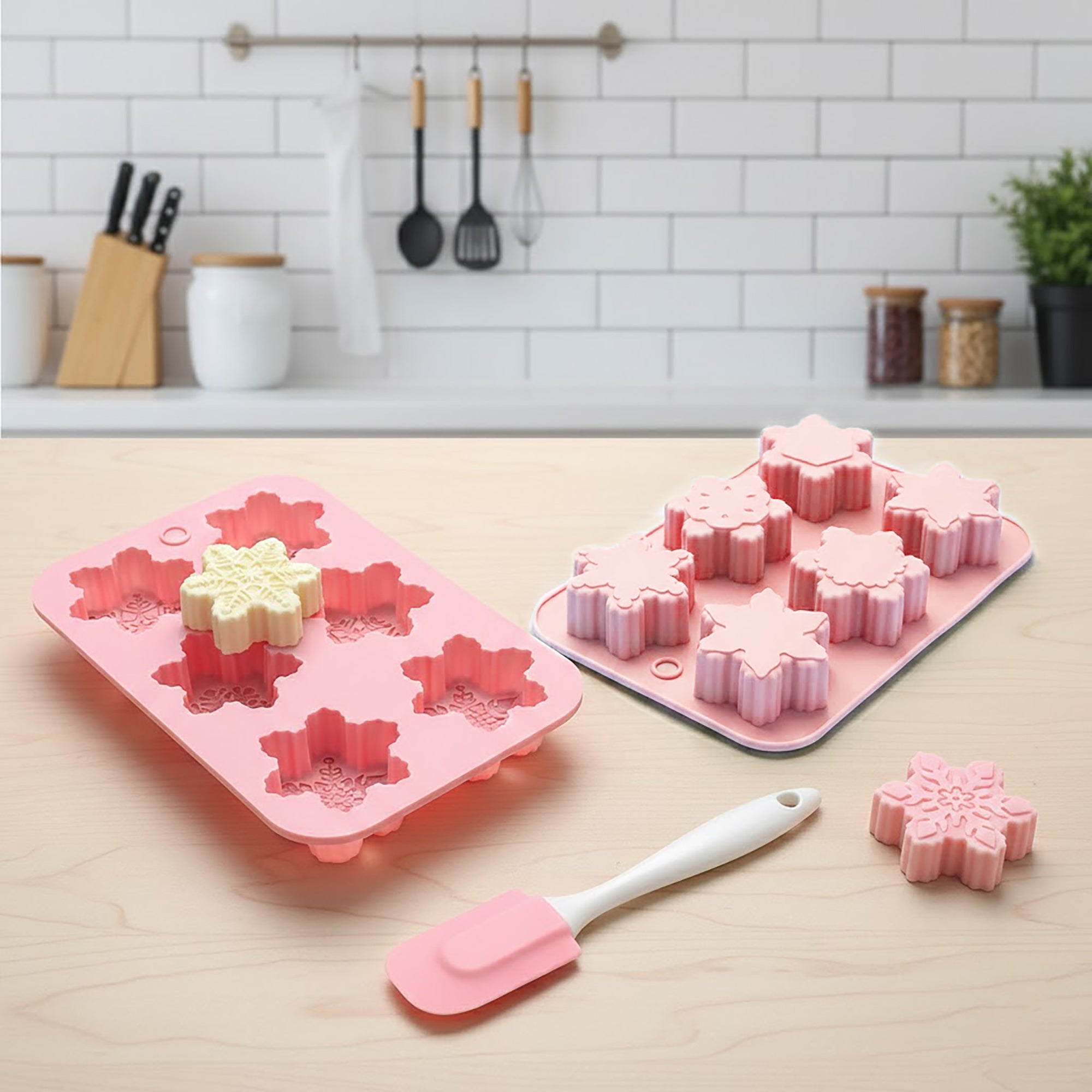 Anna-Kaci 3-Piece Snowflake Silicone Baking Mold Set Winter Shape Cake Chocolate Candy Soap Mold