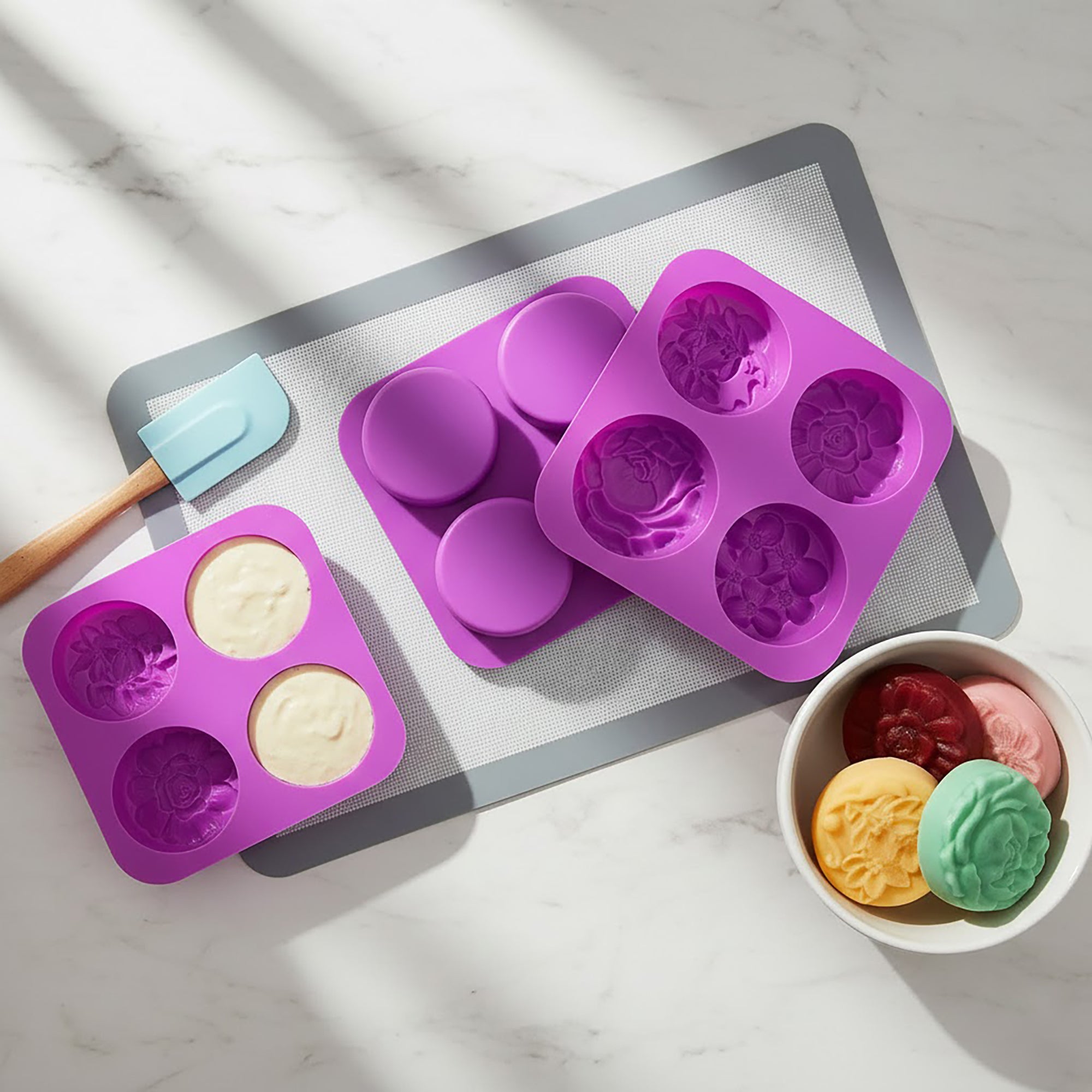 Anna-Kaci 3-Piece Floral Silicone Baking Mold Set Round Flower Cake Soap Candy Chocolate Mold