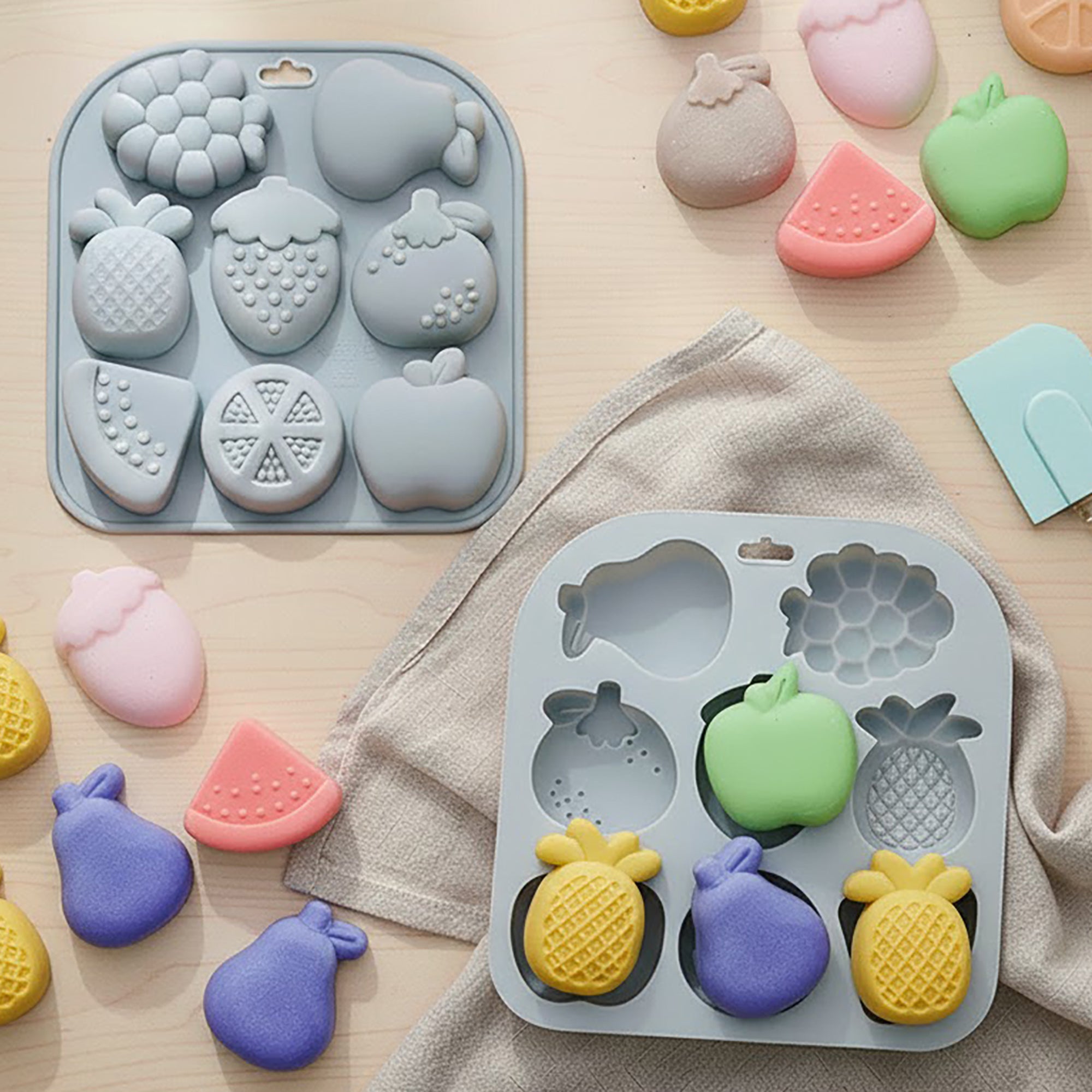 Anna-Kaci 2-Piece Fruit Shape Silicone Baking Mold Set Nonstick Flexible Chocolate Candy Dessert Mold
