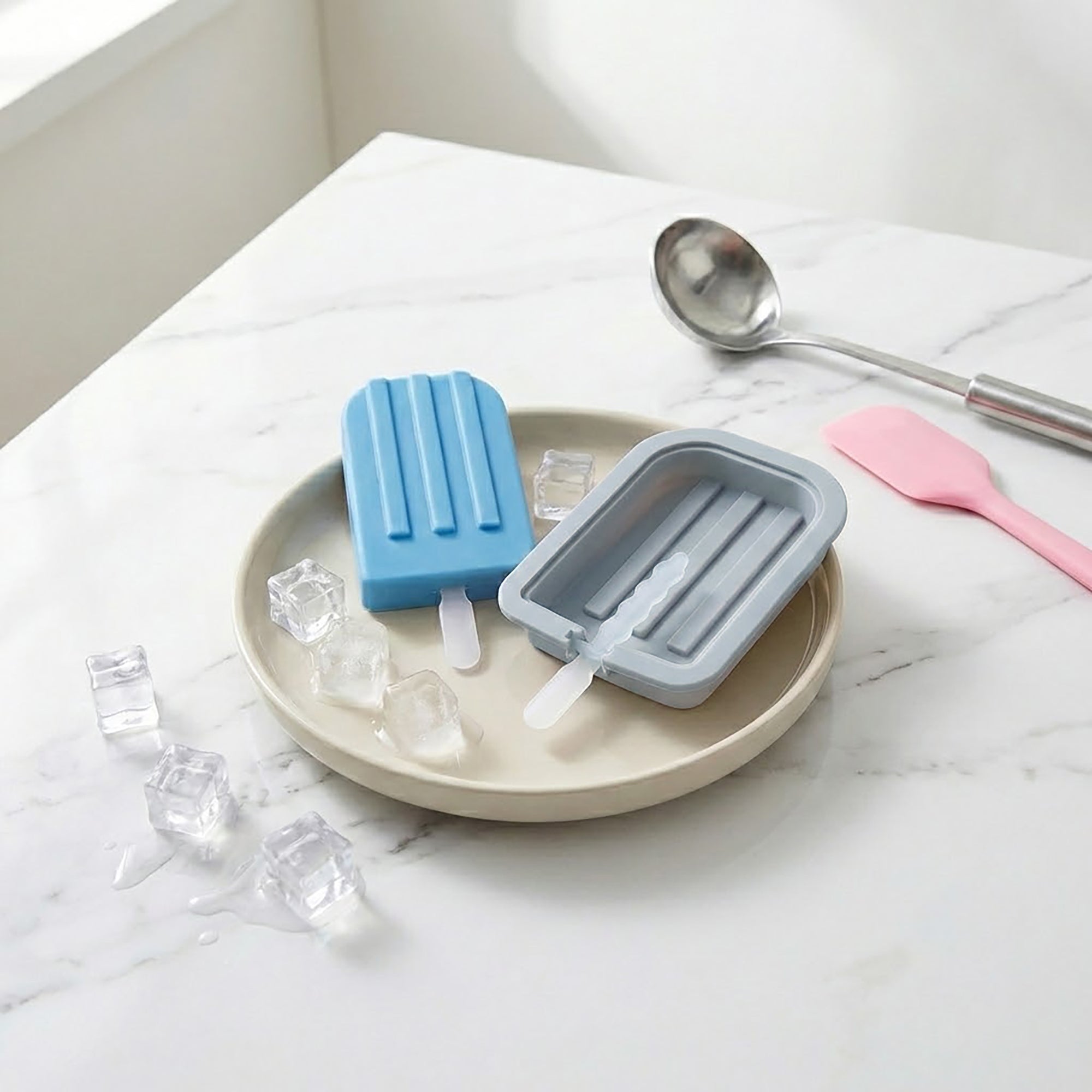 Anna-Kaci 2-Piece Silicone Popsicle Mold Set Reusable Nonstick Ice Pop Maker with Easy Release Design
