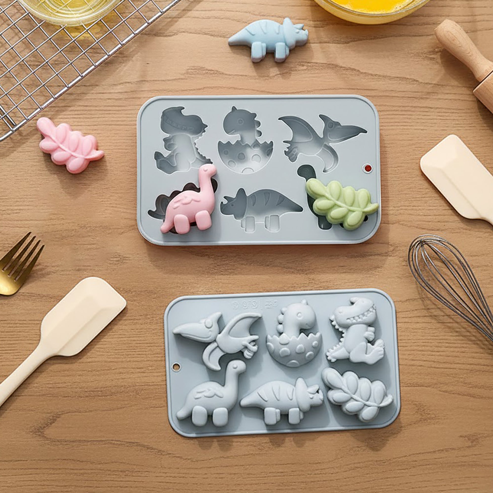 Anna-Kaci 2-Piece Dinosaur Silicone Baking Mold Set Nonstick Flexible Chocolate Candy Dessert Mold