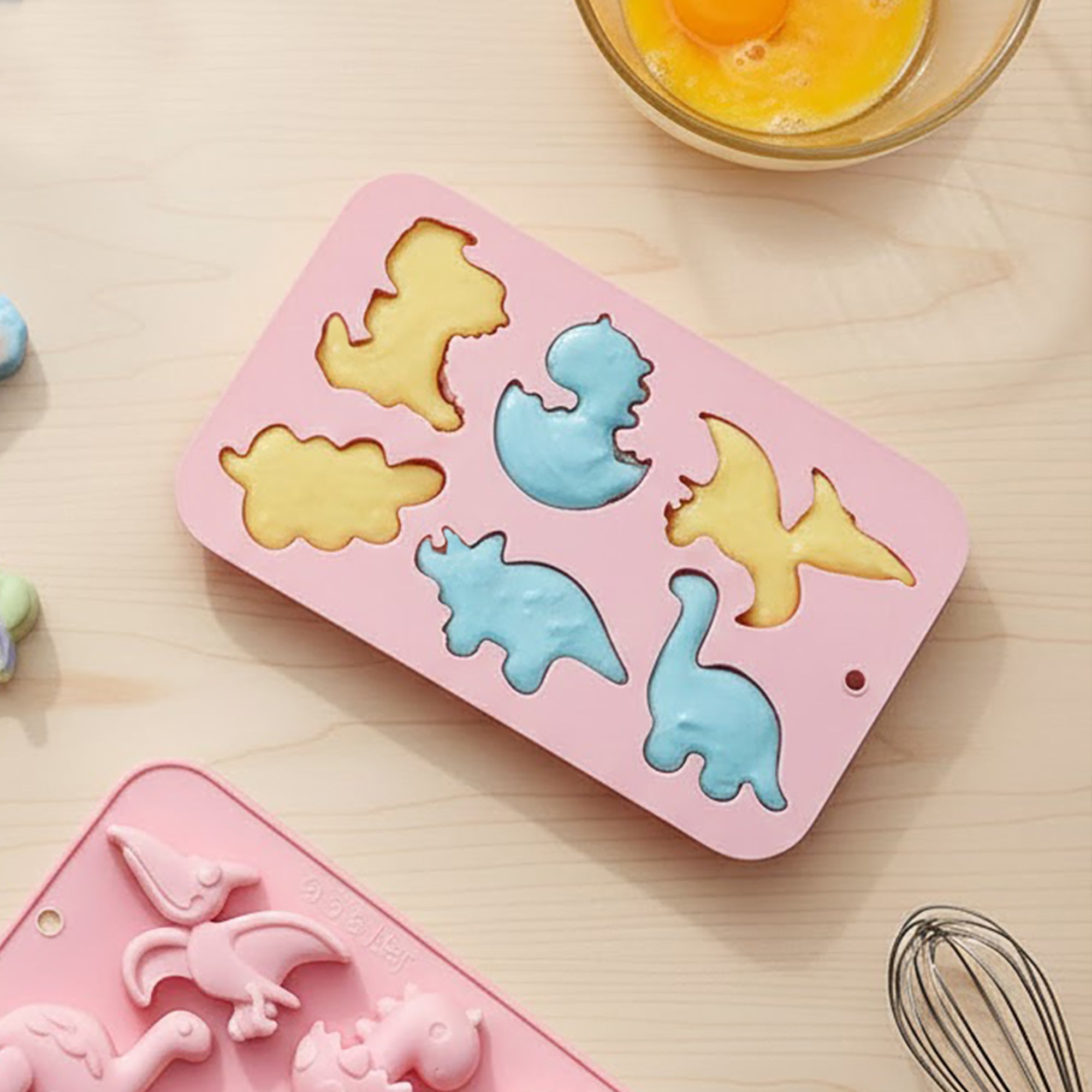 Anna-Kaci 2-Piece Dinosaur Silicone Baking Mold Set Nonstick Flexible Chocolate Candy Dessert Mold