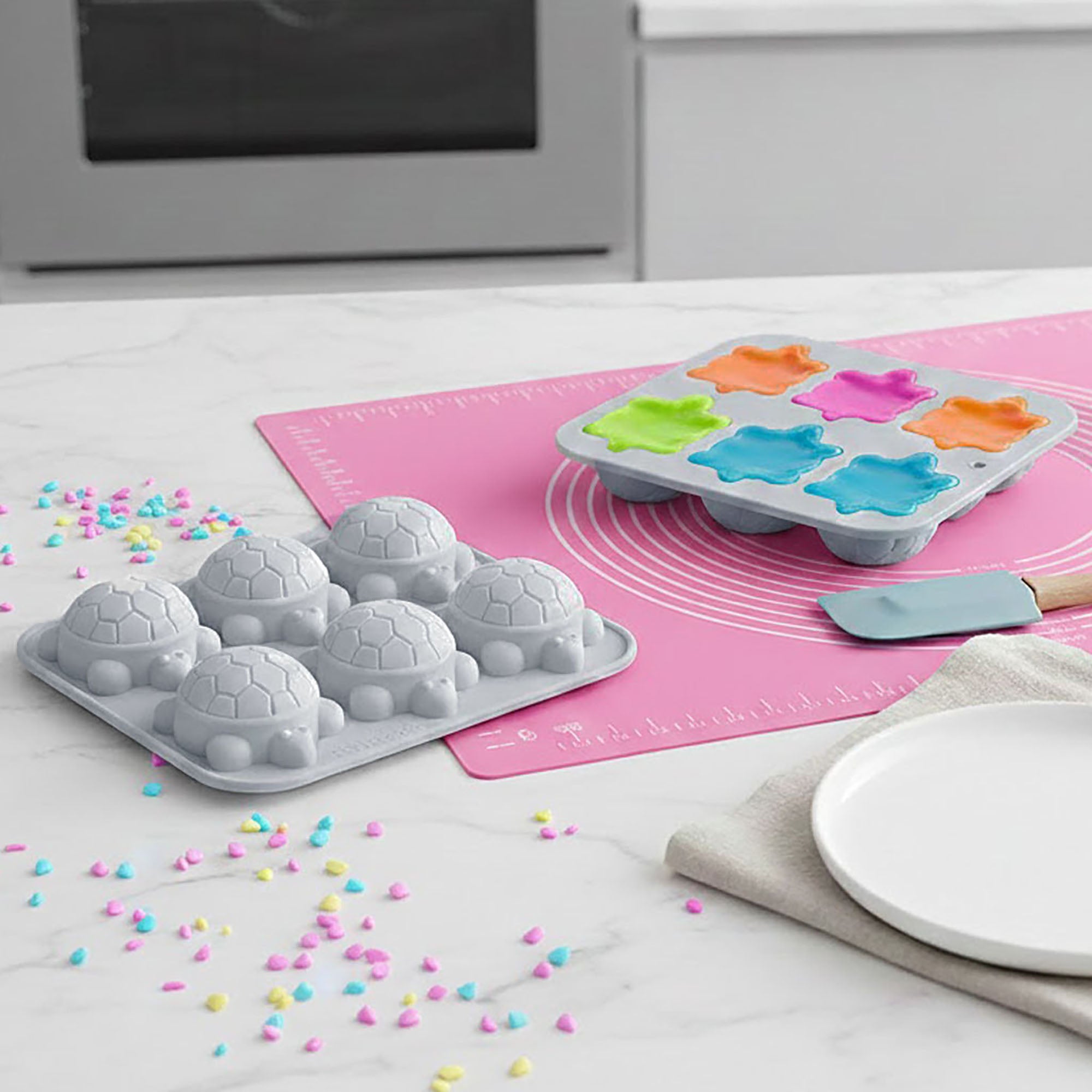 Anna-Kaci 2-Piece Turtle Silicone Baking Mold Set Nonstick Flexible Chocolate Candy Dessert Mold