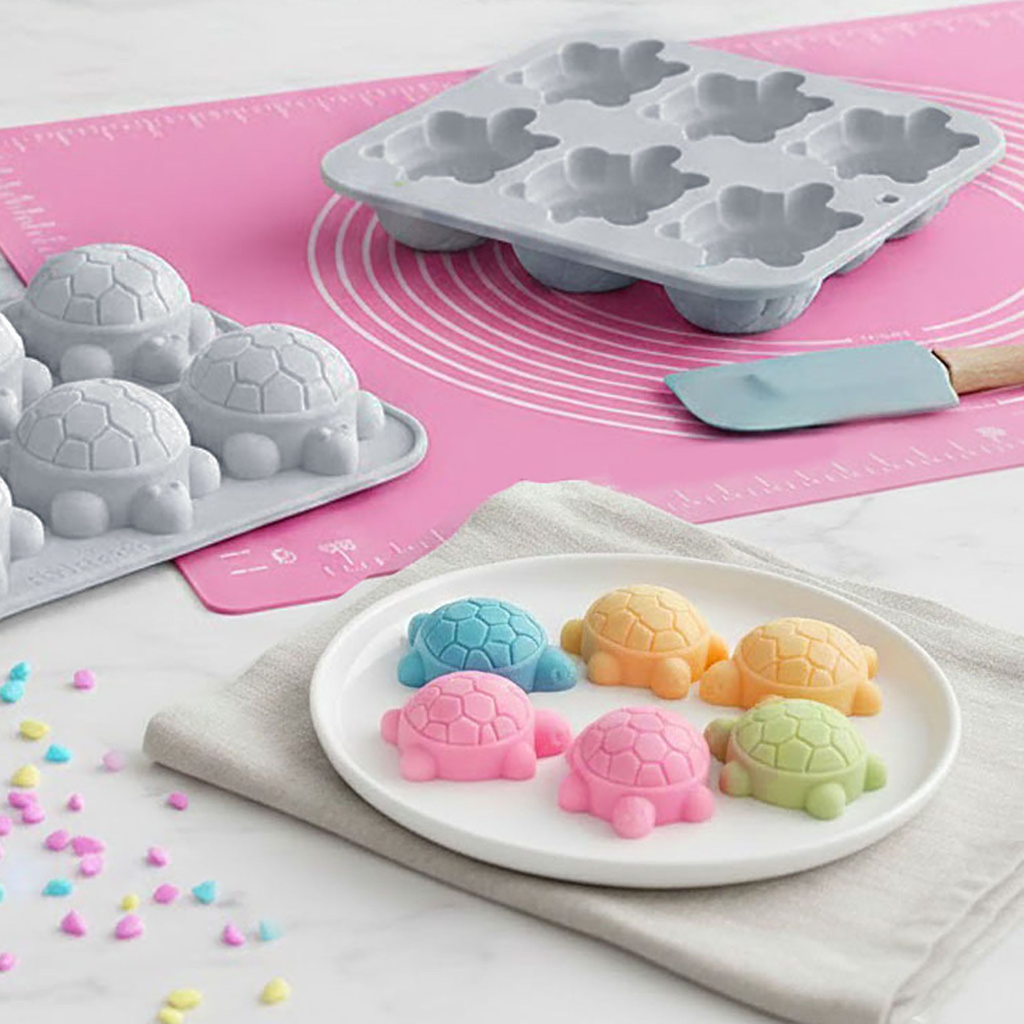 Anna-Kaci 2-Piece Turtle Silicone Baking Mold Set Nonstick Flexible Chocolate Candy Dessert Mold