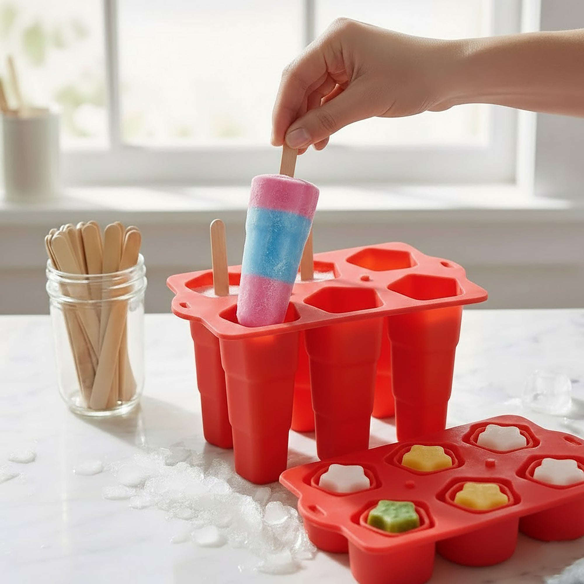 Anna-Kaci Silicone Popsicle Mold with Lid Reusable Ice Pop Maker Tray with 6 Cavities