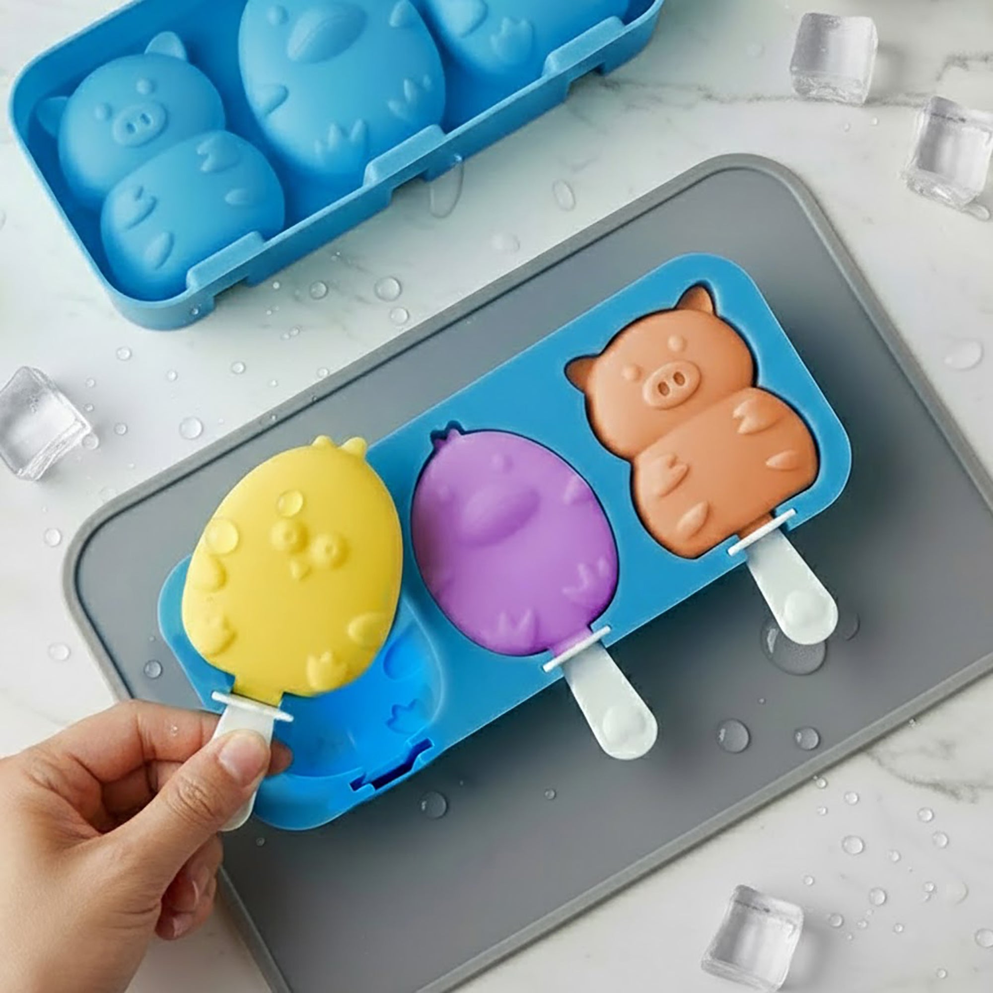 Anna-Kaci Silicone Animal Ice Mold Tray Cute Pig Duck Chick Shape Reusable Freezer Mold Set 2 Piece