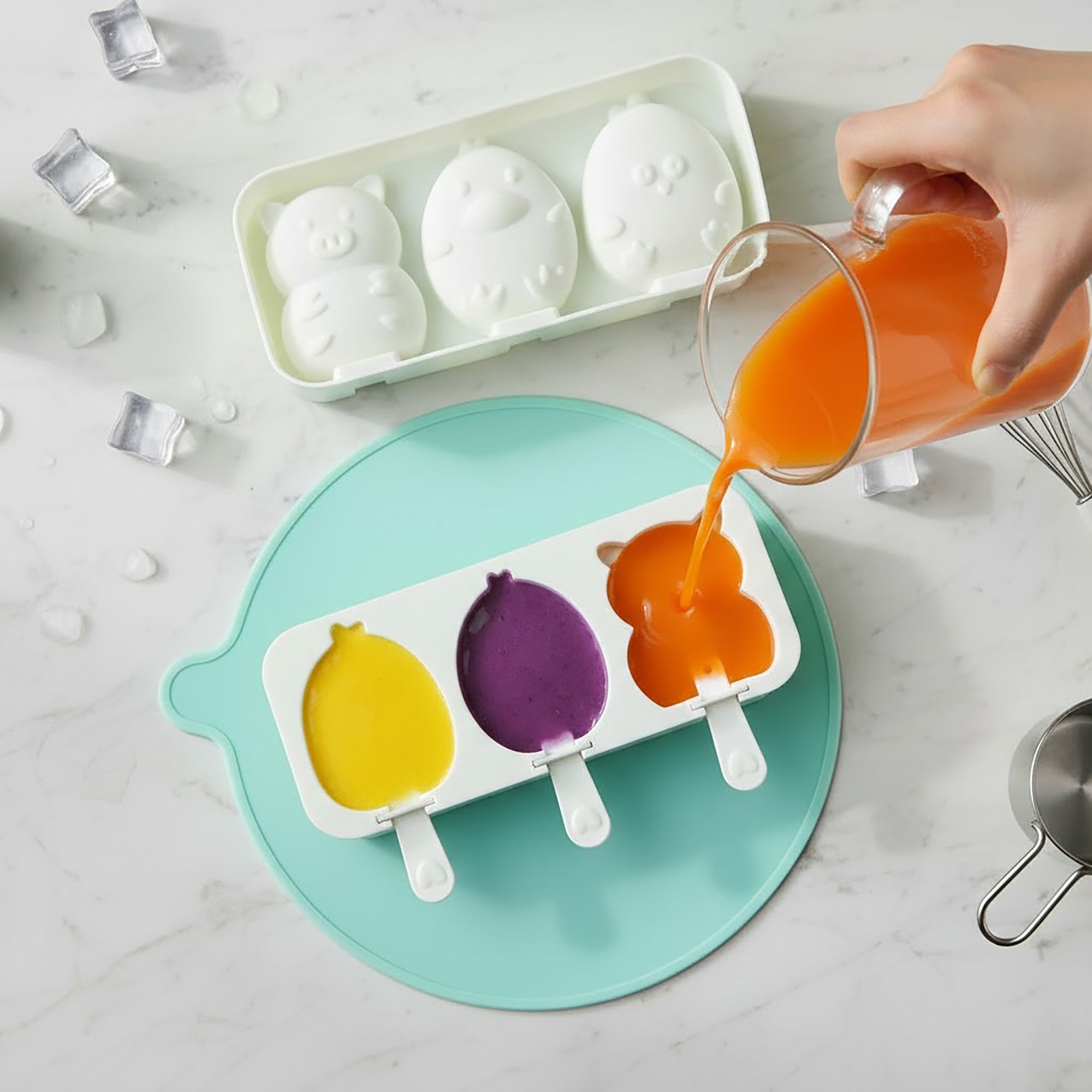 Anna-Kaci Silicone Animal Ice Mold Tray Cute Pig Duck Chick Shape Reusable Freezer Mold Set 2 Piece
