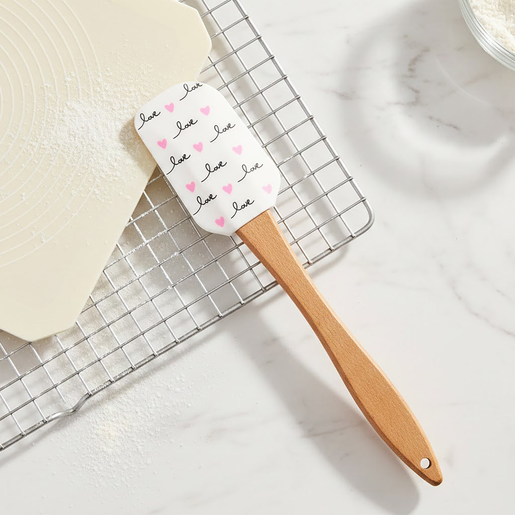 Anna-Kaci Silicone Spatula Set XO Heart Print Wooden Handle Heat Resistant Baking Mixing Kitchen Tools 3 Piece