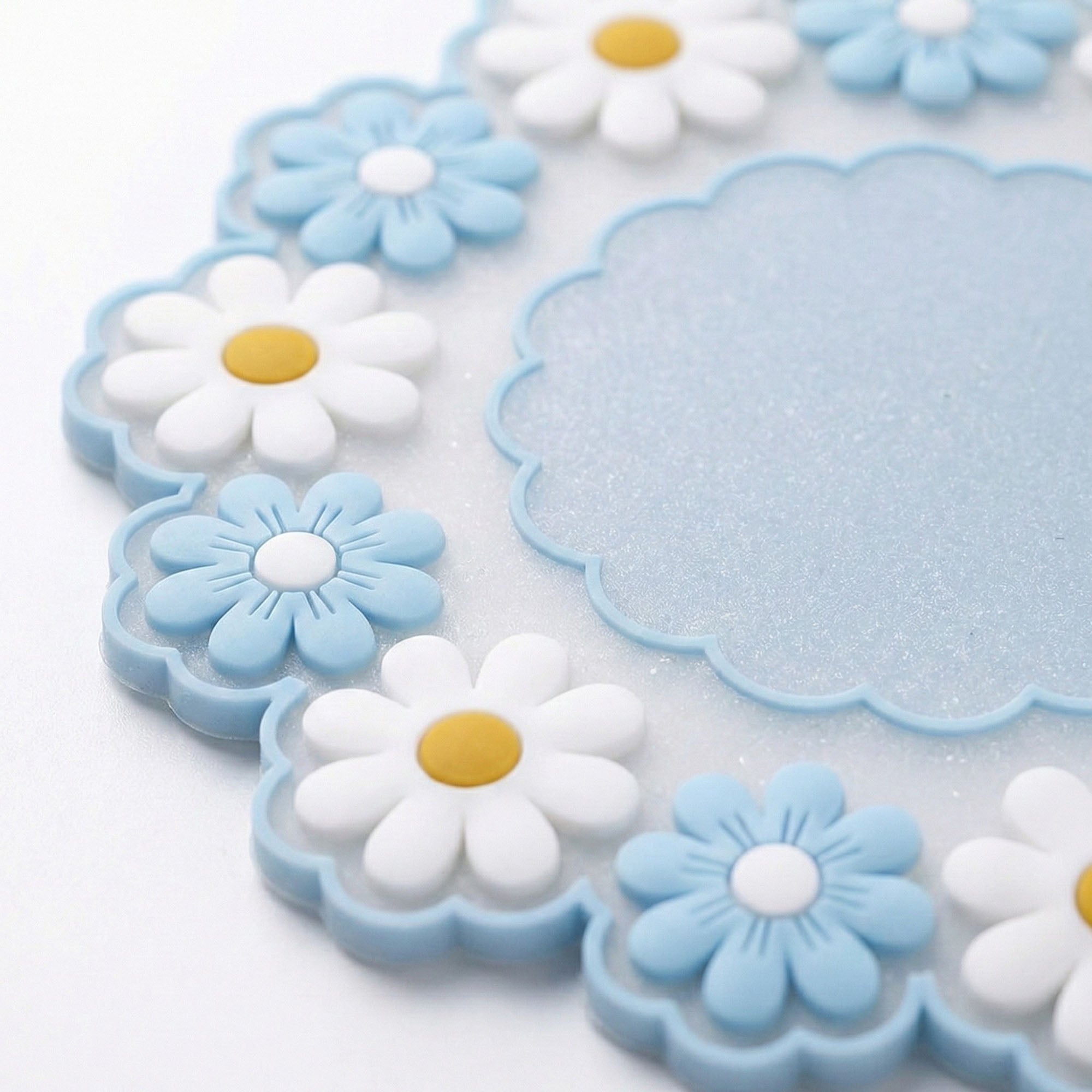 Anna-Kaci 4-PC Daisy Floral Silicone Trivet Heat Resistant Non Slip Kitchen Pot Holder
